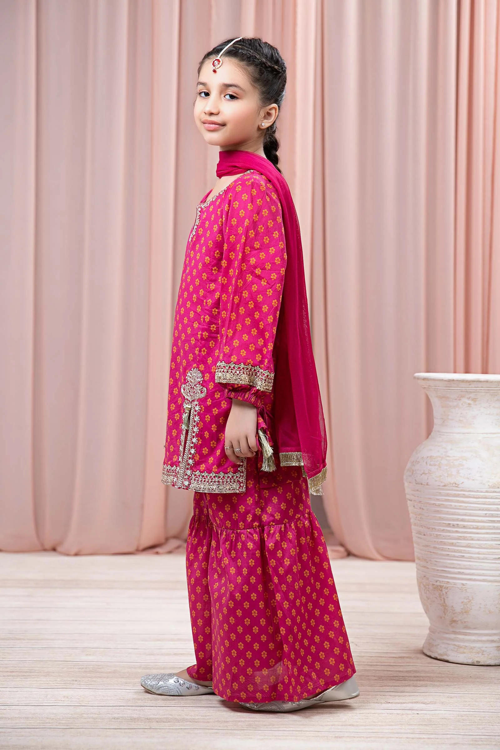 3 Piece Embroidered Lawn Suit - Image 5