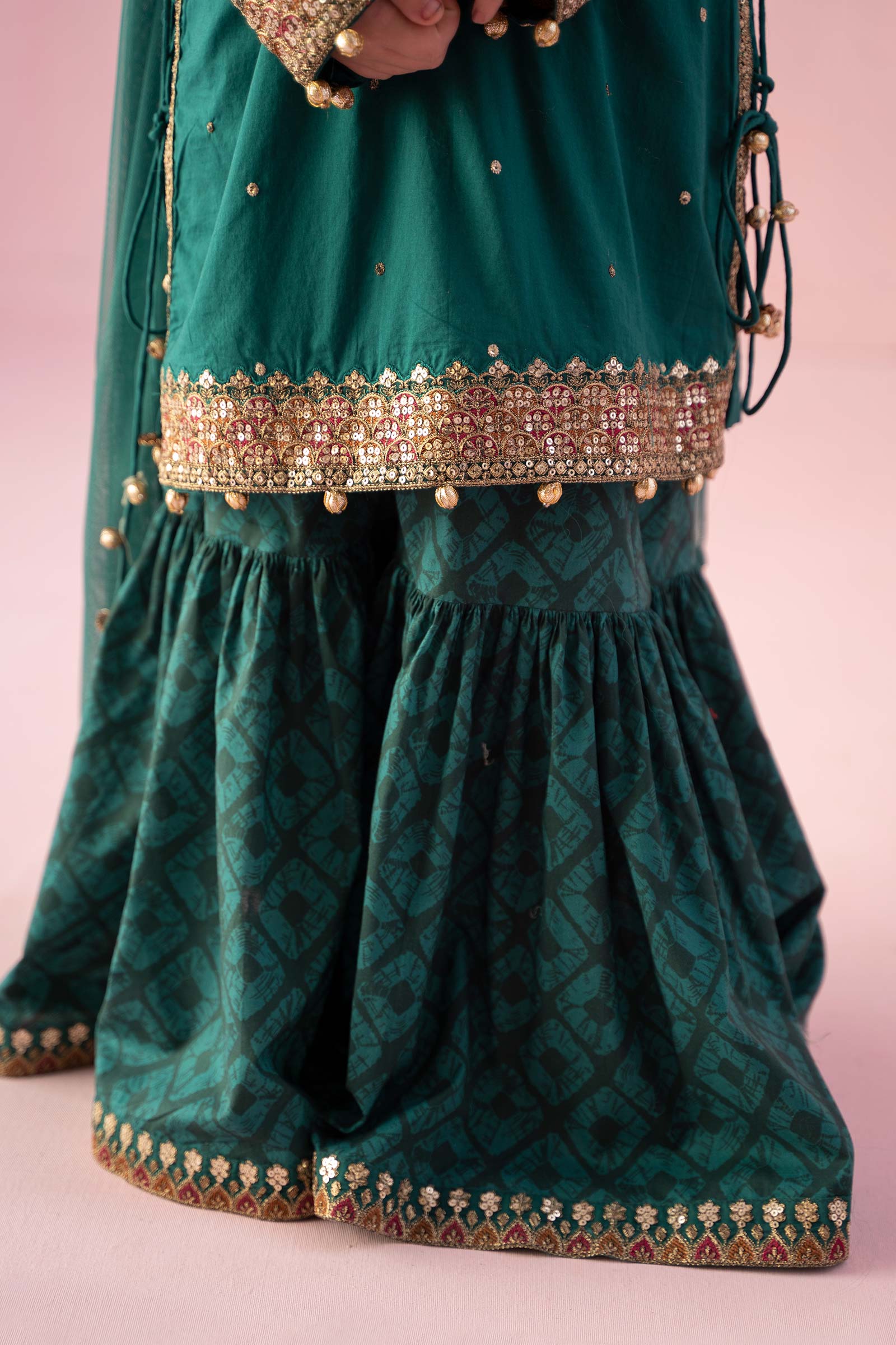 3 Piece Embroidered Lawn Suit - Image 6