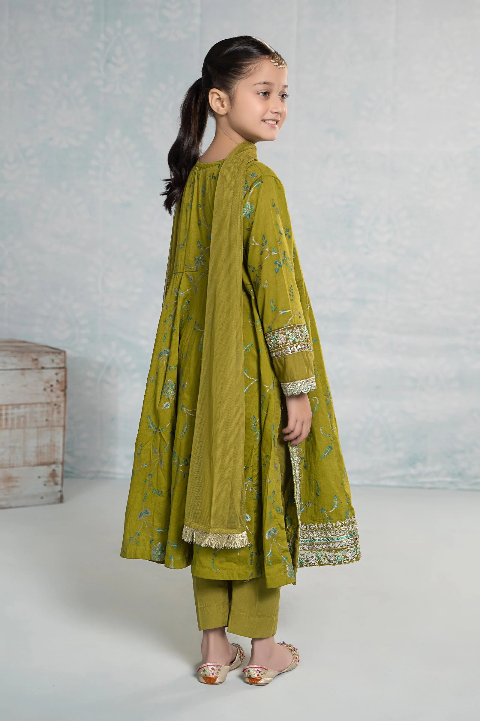 3 Piece Embroidered Jacquard Broshia Suit - Image 7