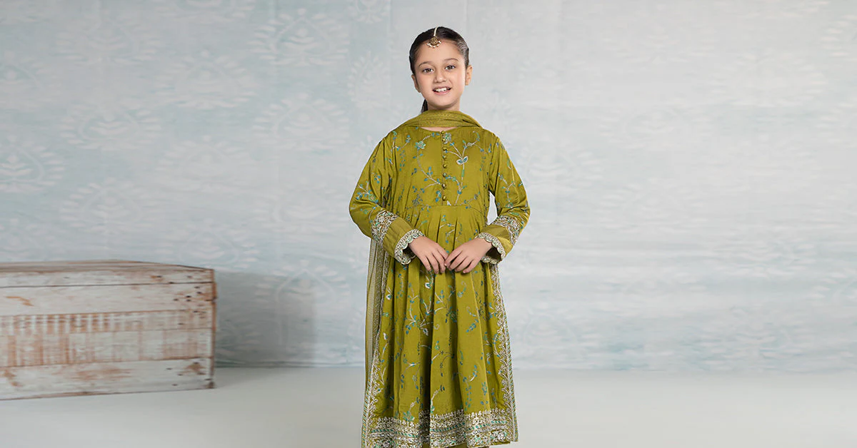 3 Piece Embroidered Jacquard Broshia Suit - Image 8