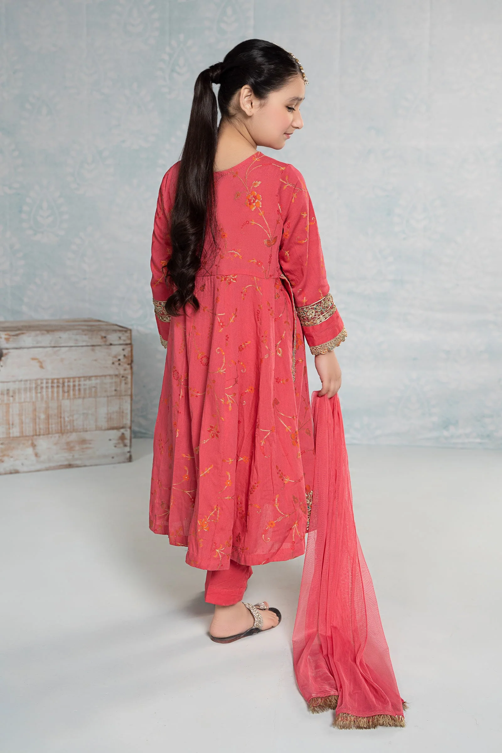 3 Piece Embroidered Jacquard Broshiasuit - Image 9