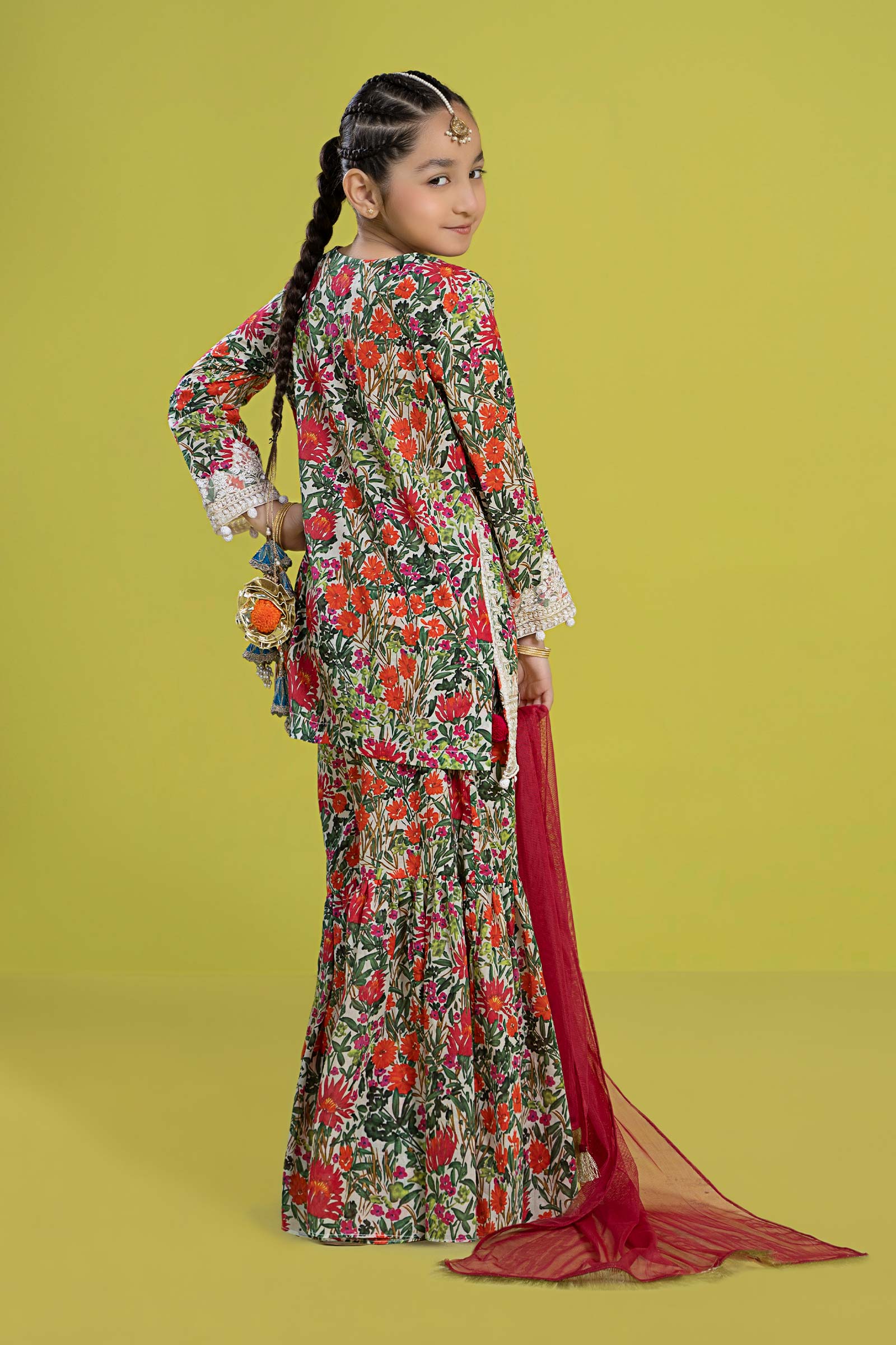 3 Piece Embroidered Lawn Suit - Image 11