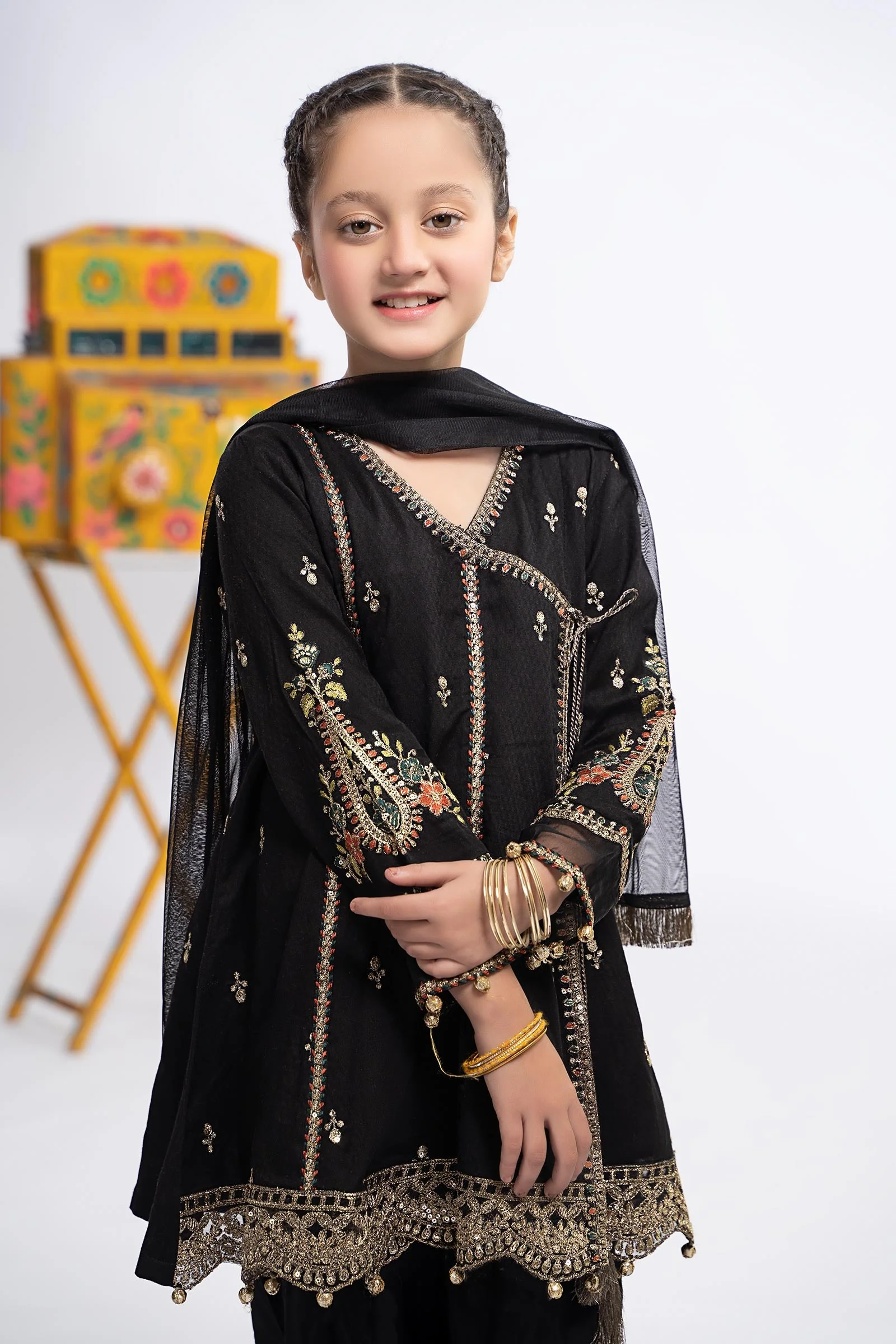 3 Piece Embroidered Dobby Suit - Image 3
