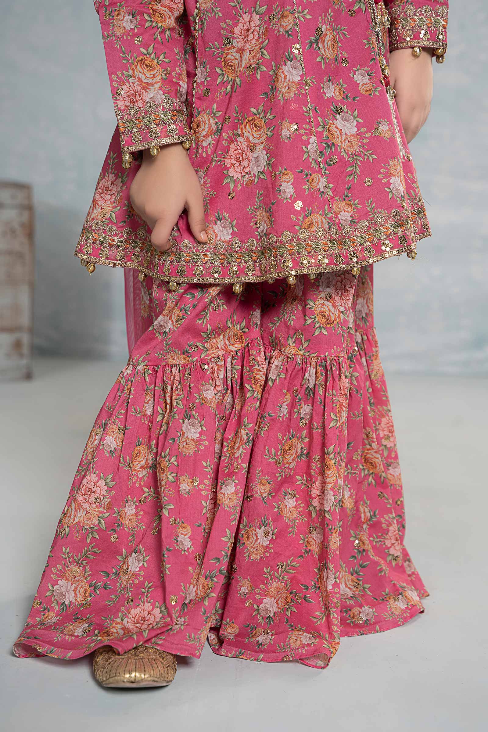 3 Piece Embroidered Lawn Suit - Image 4