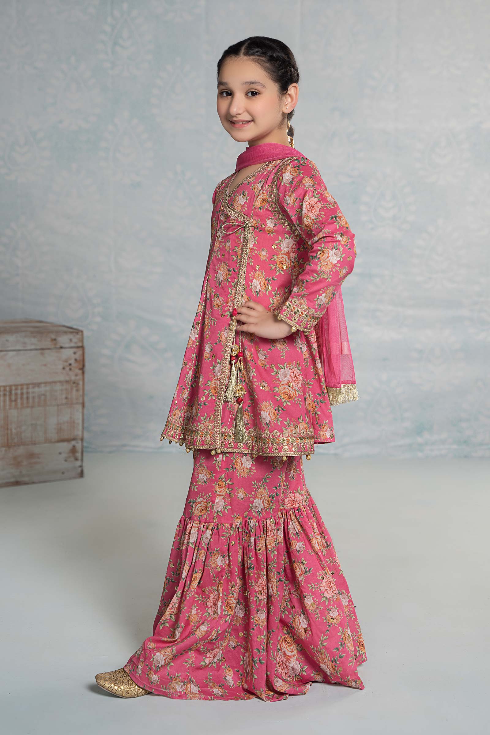 3 Piece Embroidered Lawn Suit - Image 3