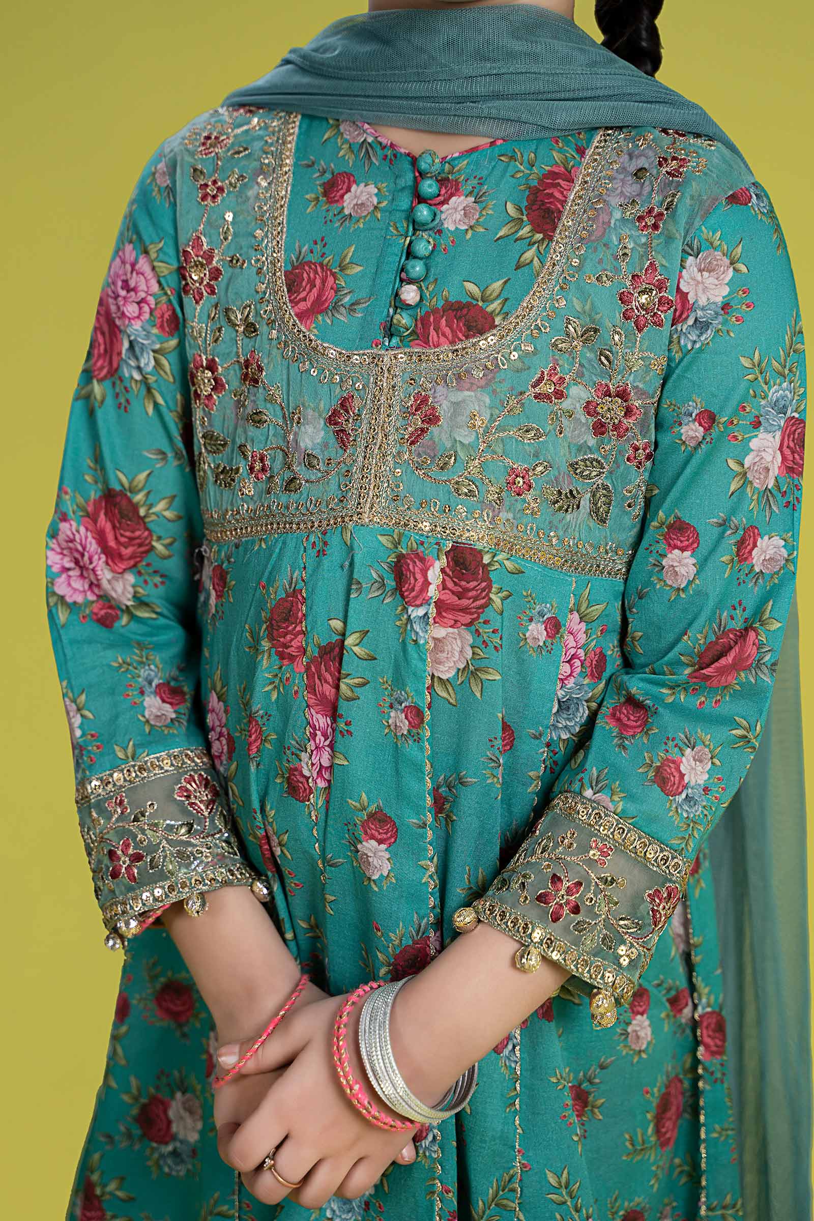 3 Piece Embroidered Lawn Suit - Image 2