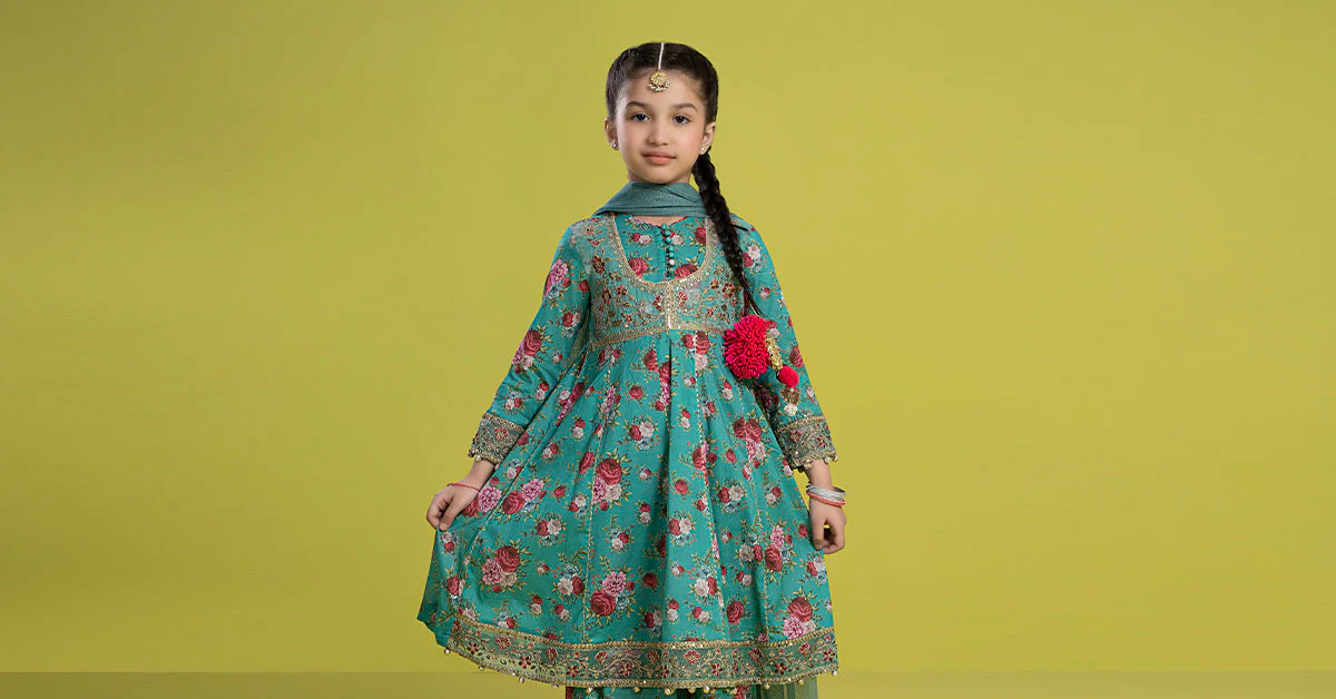 3 Piece Embroidered Lawn Suit - Image 6