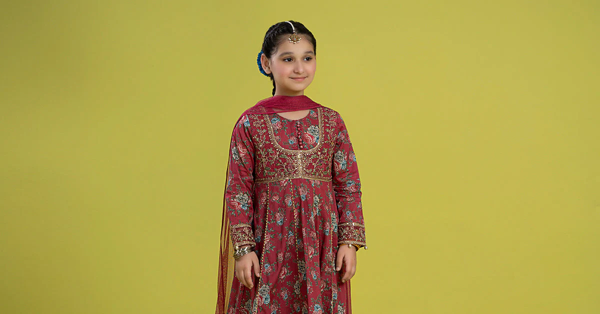 3 Piece Embroidered Lawn Suit - Image 8