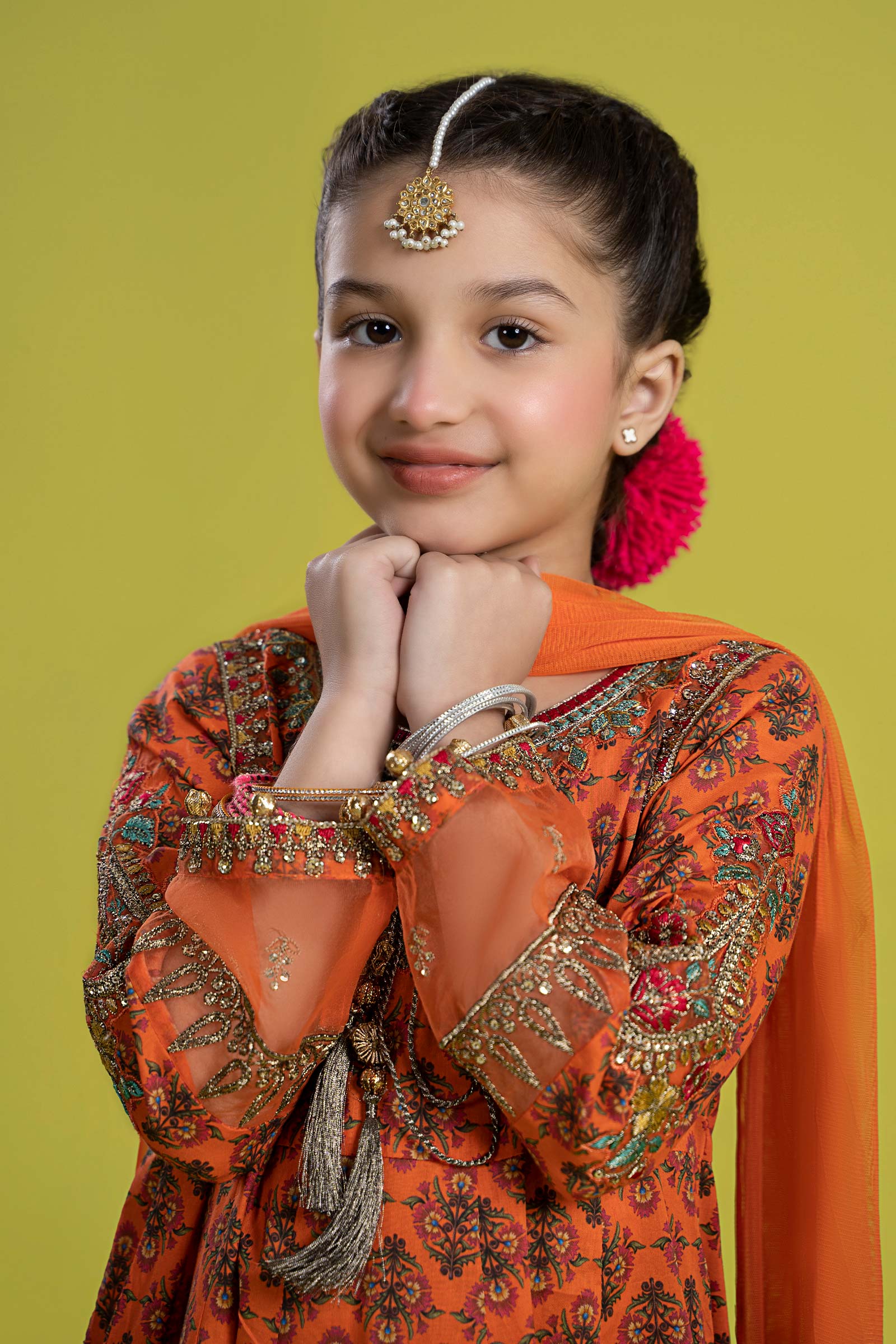 3 Piece Embroidered Lawn Suit - Image 2