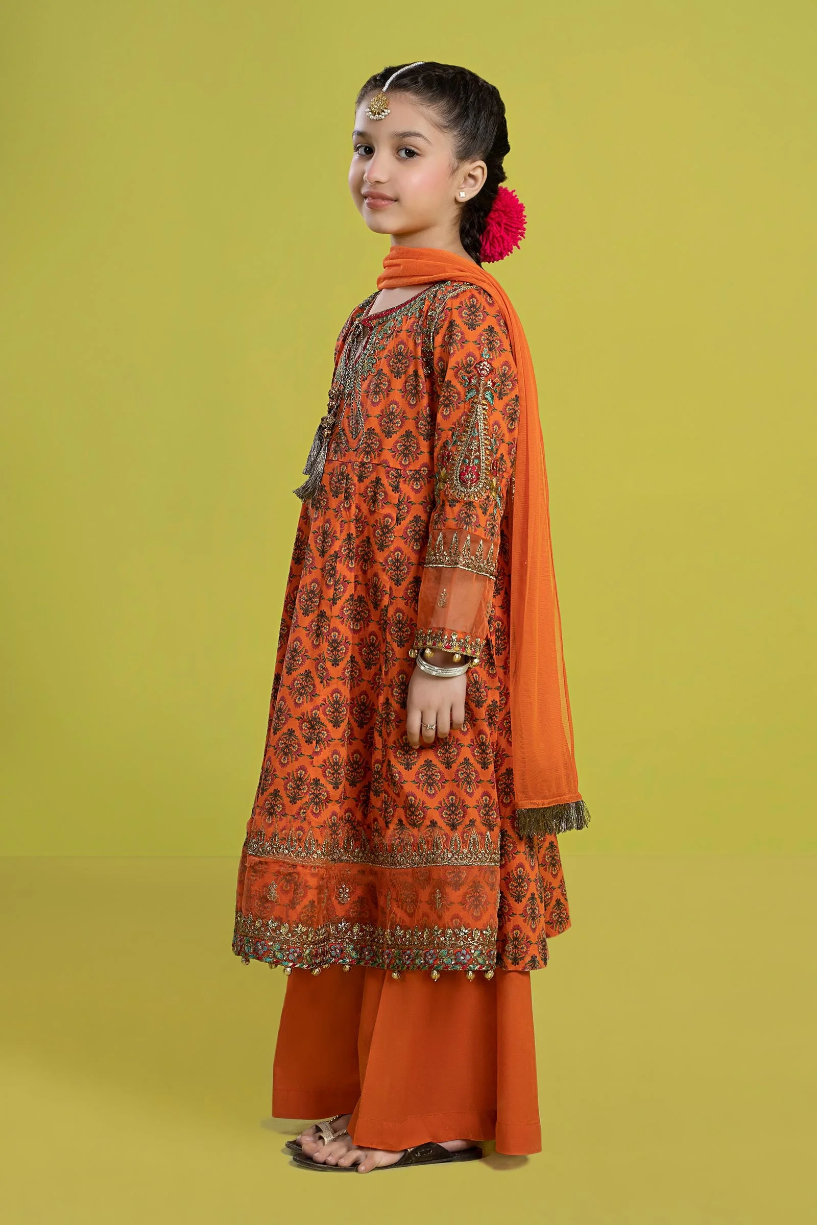 3 Piece Embroidered Lawn Suit - Image 7