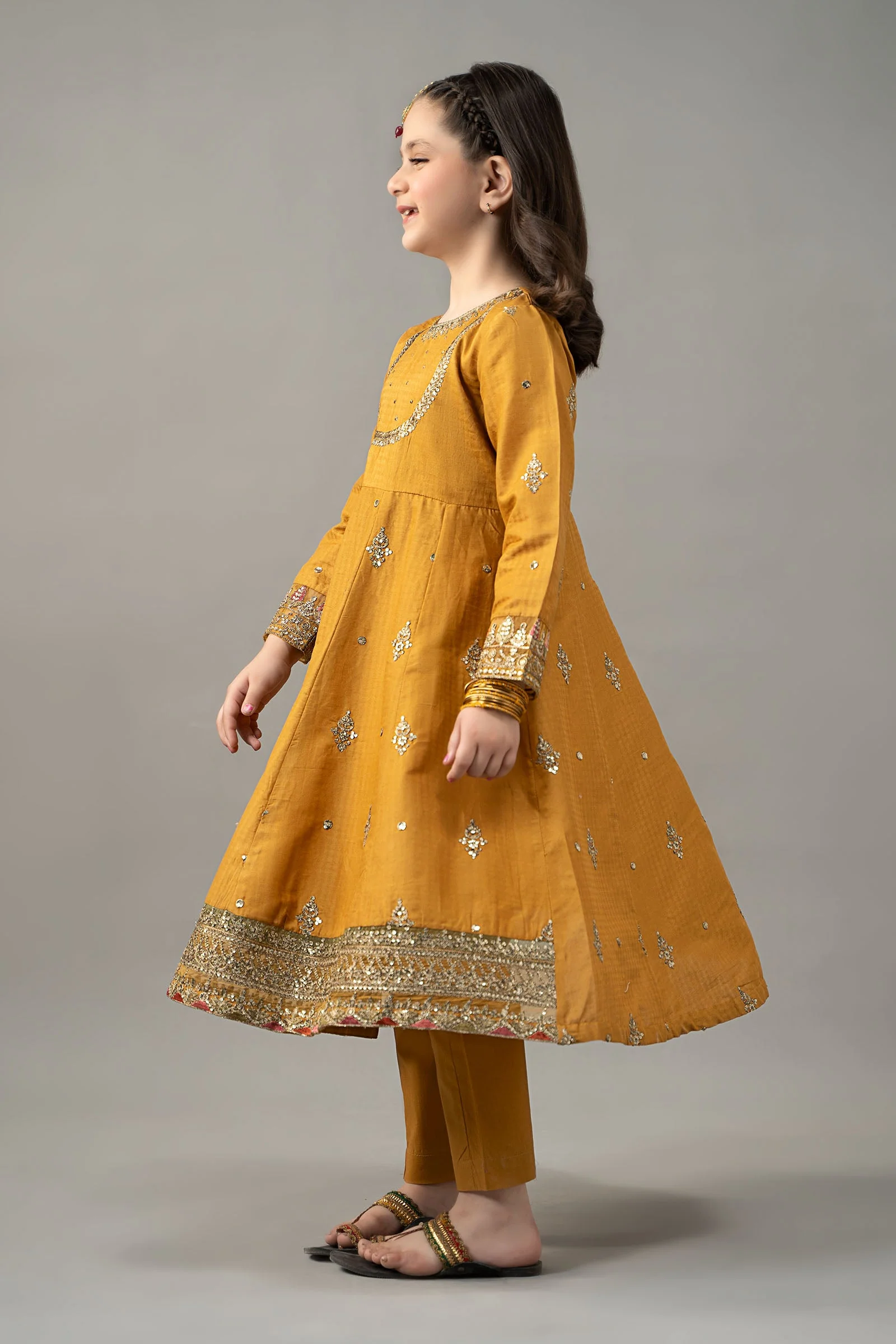 3 Piece Embroidered Dobby Lawn Suit - Image 3