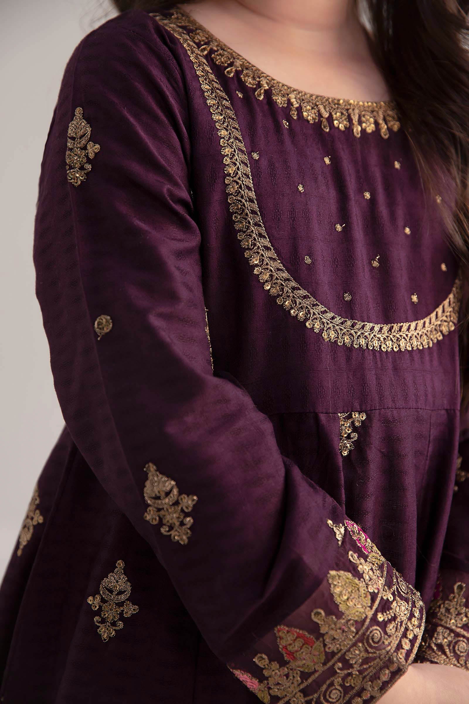 3 Piece Embroidered Dobby Lawn Suit - Image 3