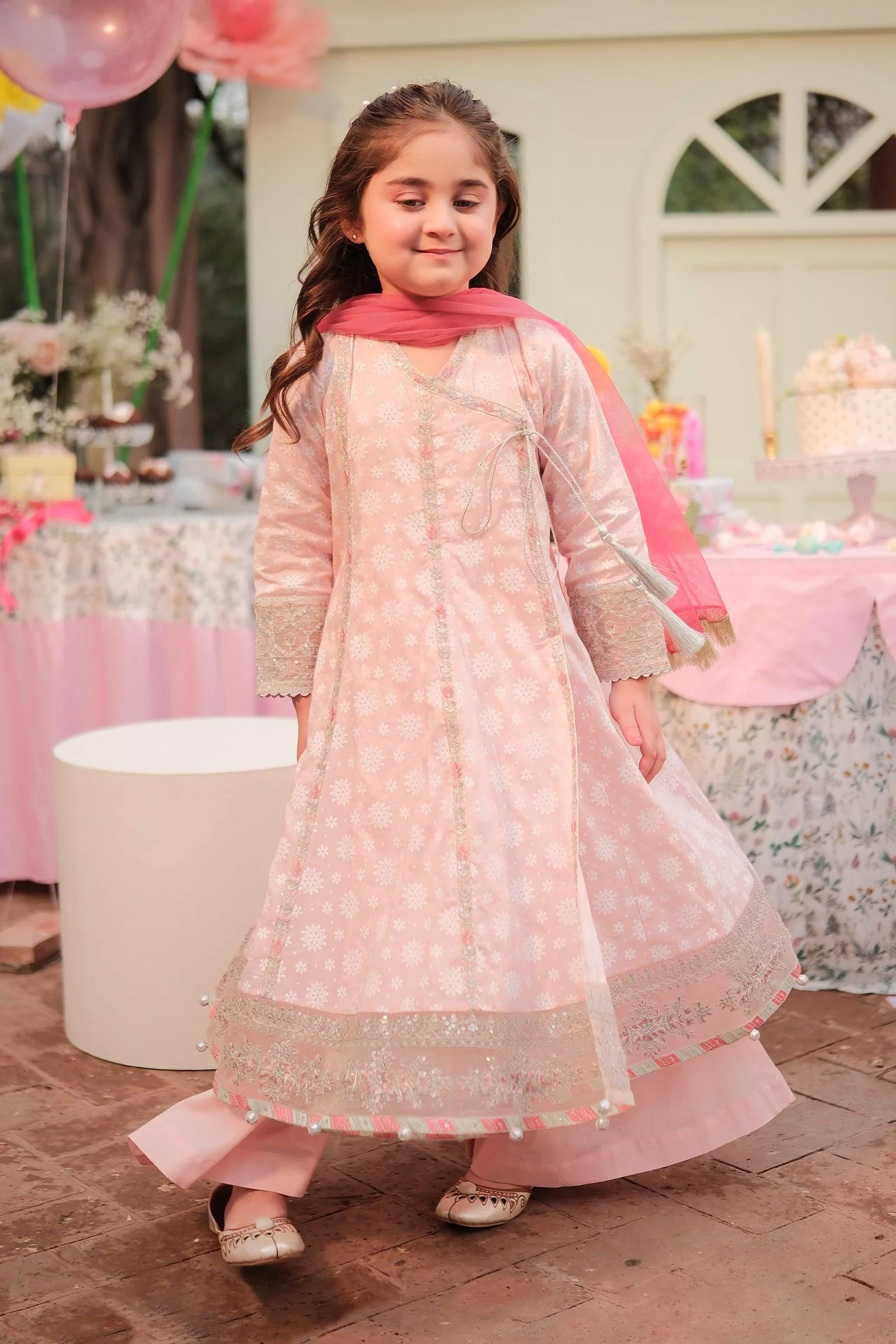 3 Piece Embroidered Lawn Suit - Image 2