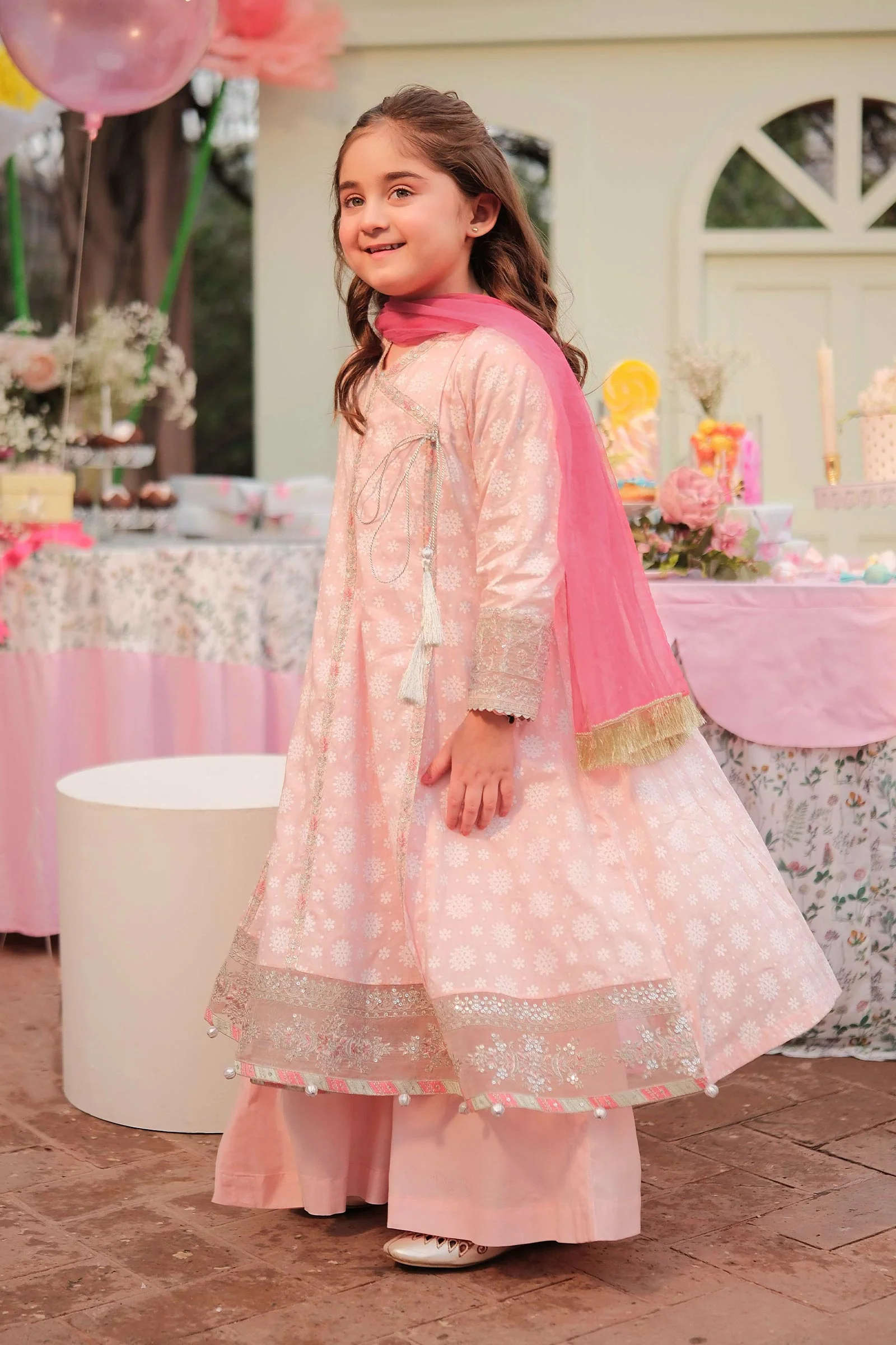 3 Piece Embroidered Lawn Suit - Image 3