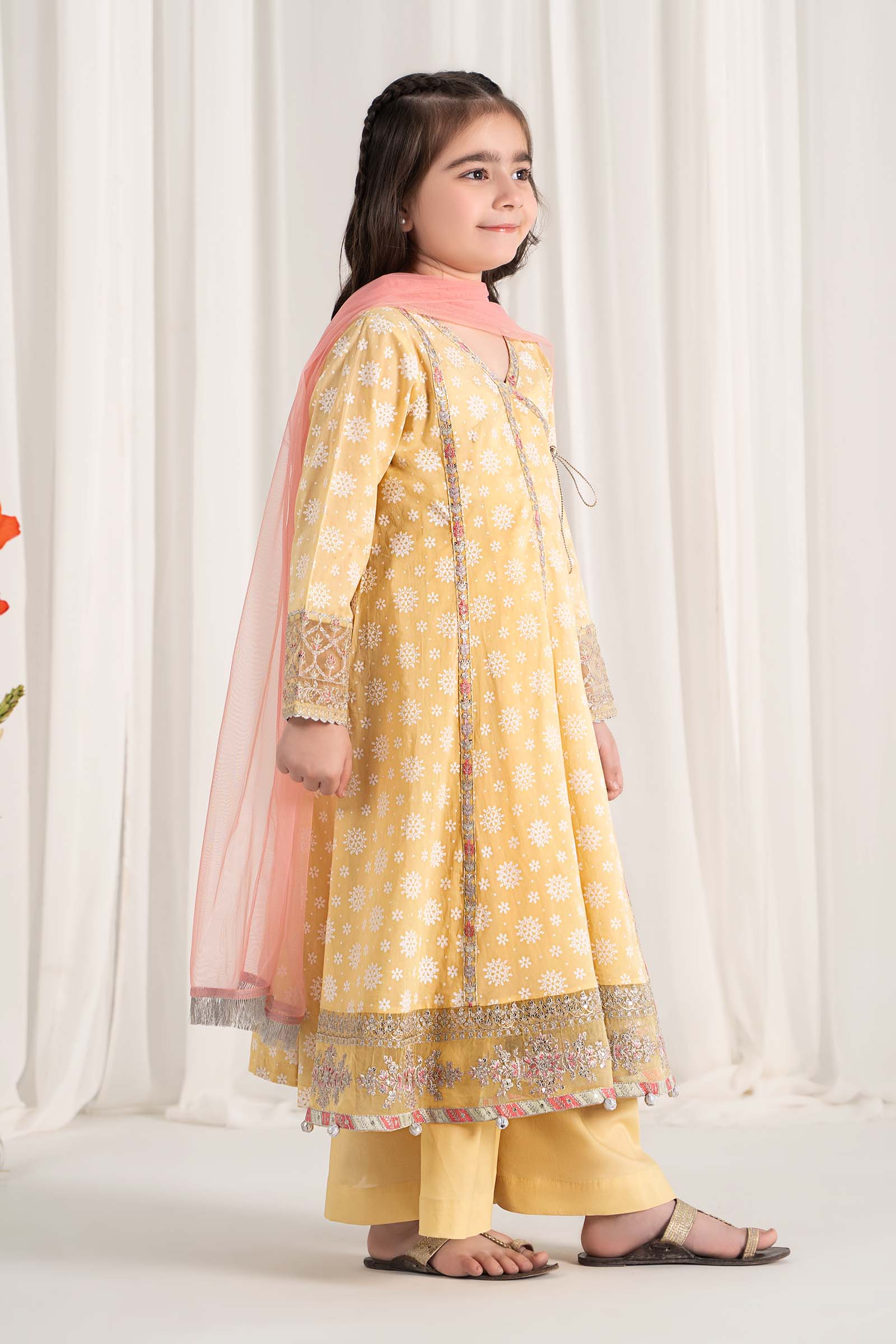 3 Piece Embroidered Lawn Suit - Image 5