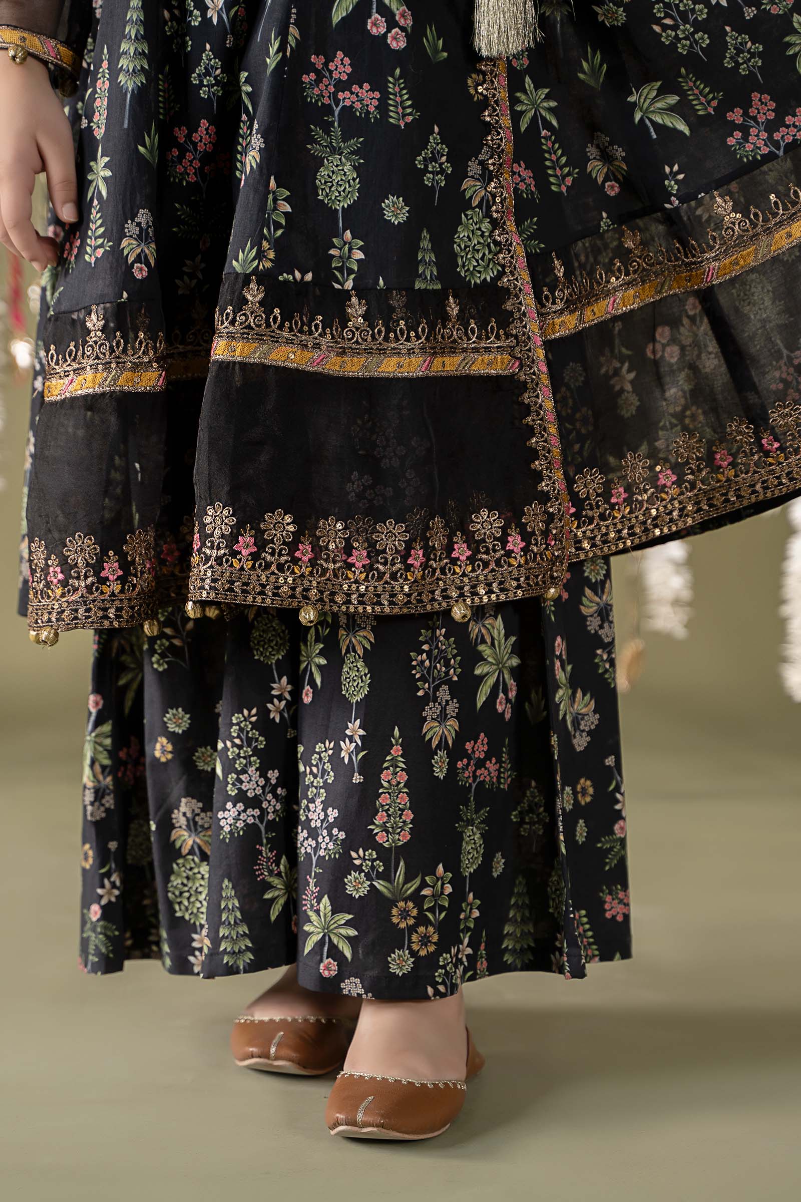 3 Piece Printed Lawn Suit - Image 6