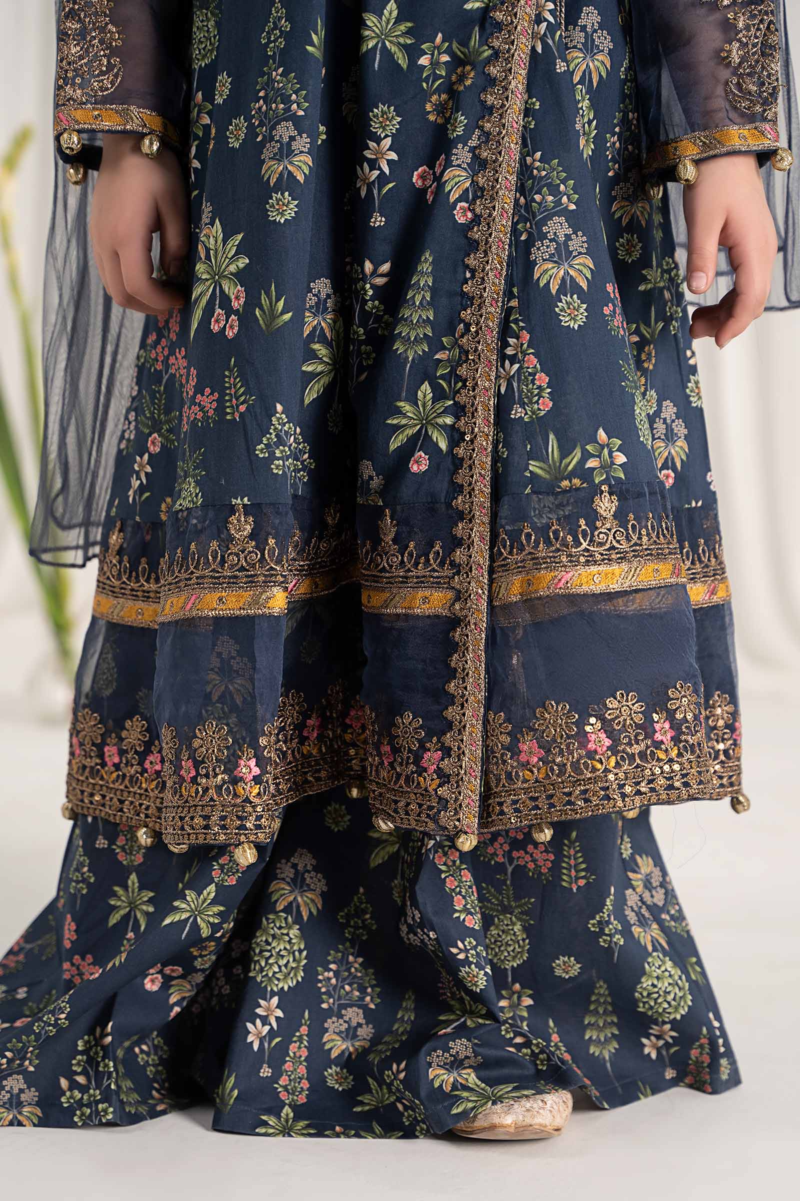 3 Piece Printed Lawn Suit - Image 4