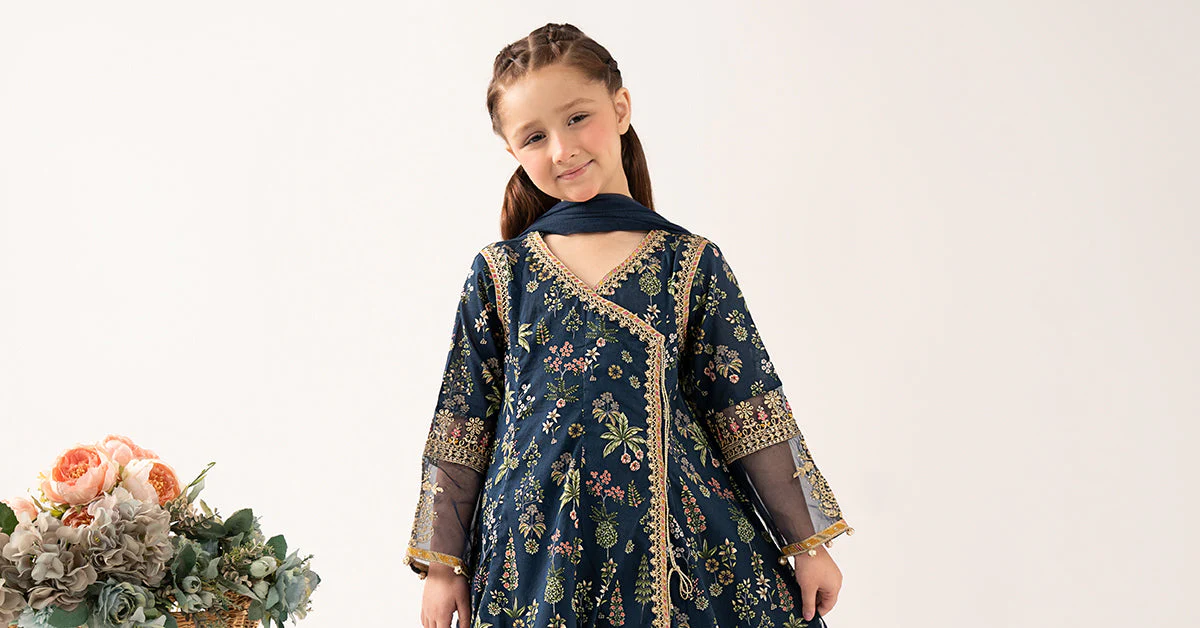 3 Piece Printed Lawn Suit - Image 8