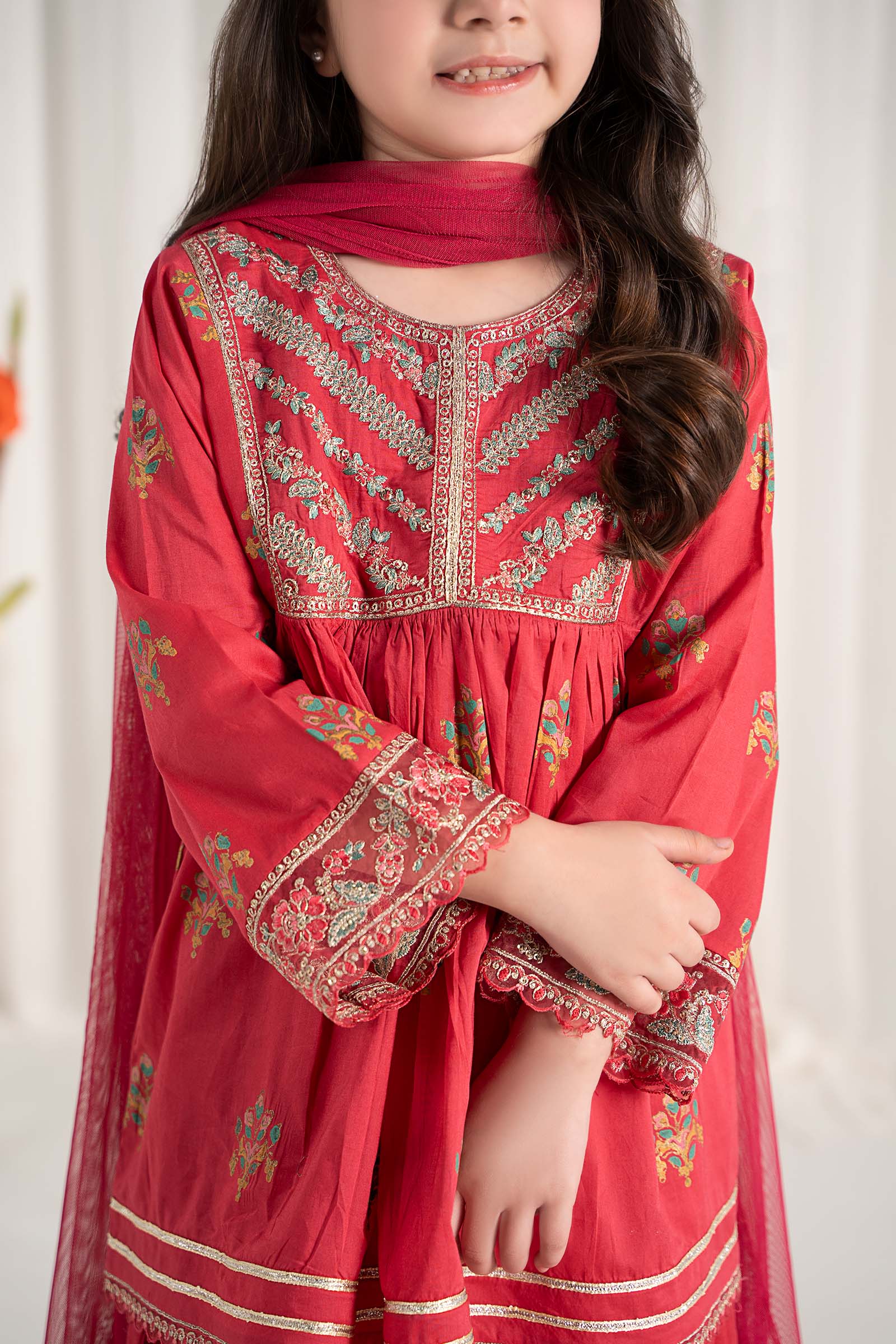 3 Piece Embroidered Lawn Suit - Image 4