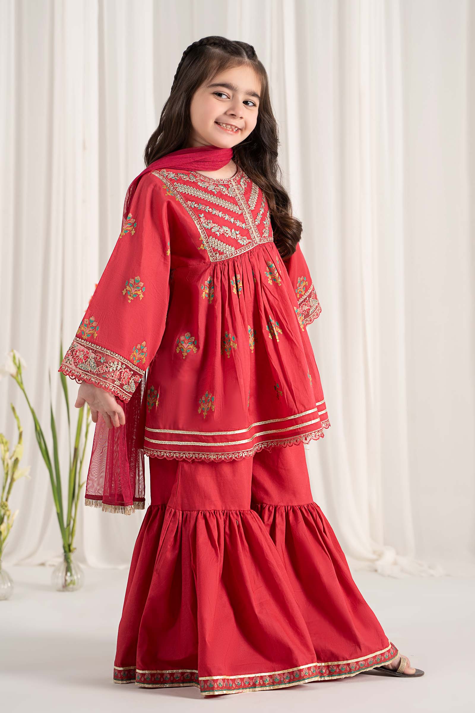 3 Piece Embroidered Lawn Suit - Image 6