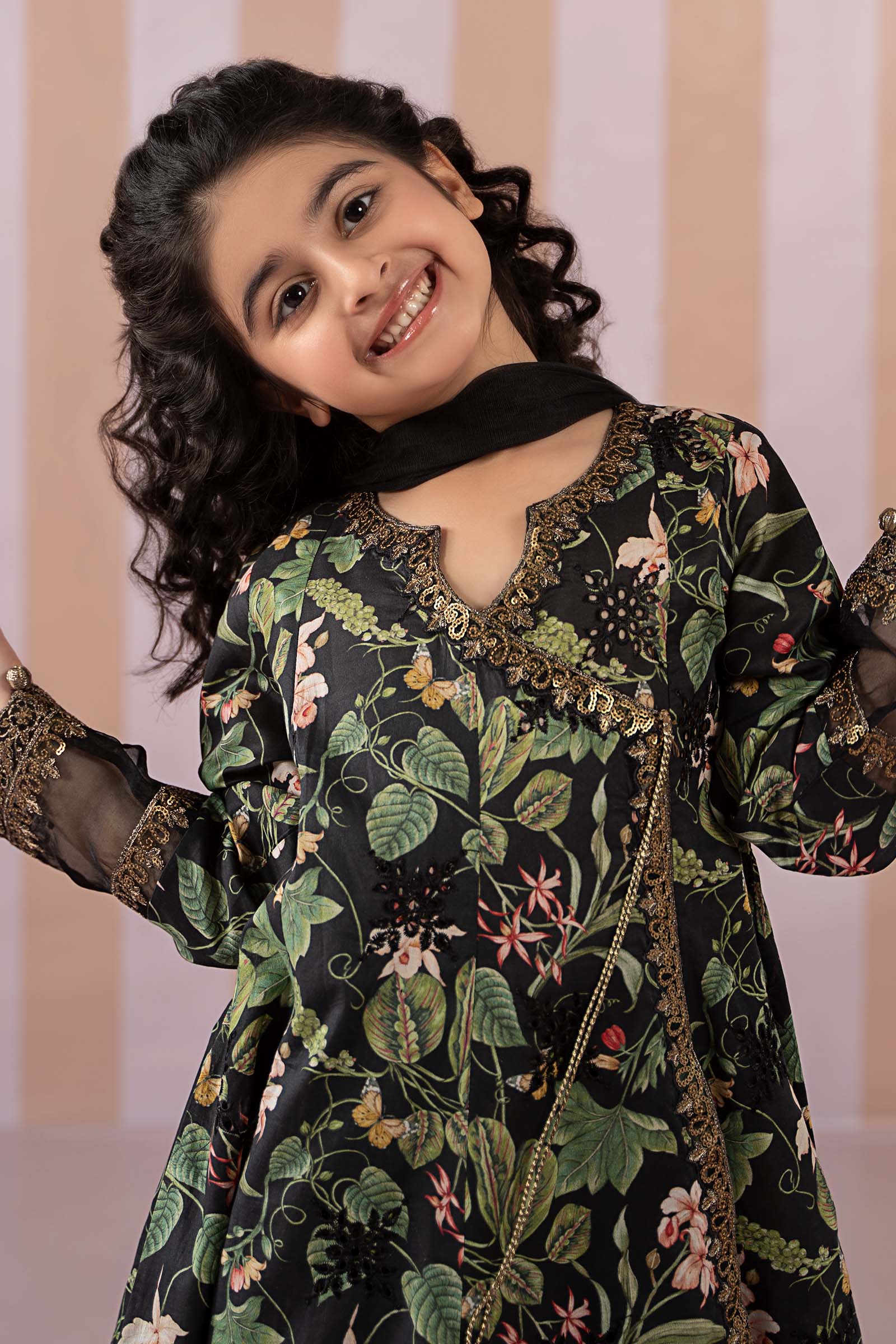 3 Piece Printed Lawn Suit - Image 3