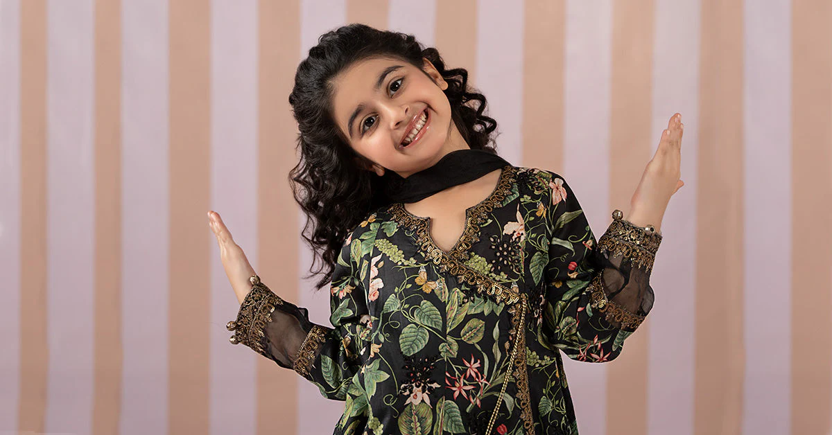3 Piece Printed Lawn Suit - Image 8