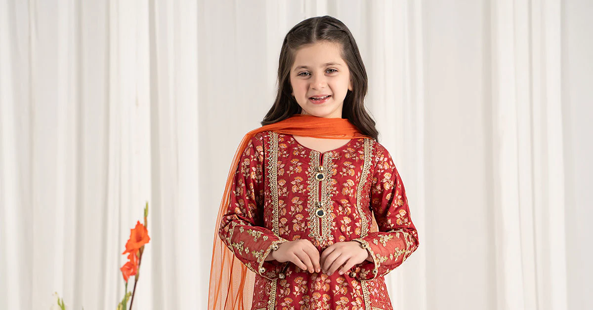 3 Piece Embroidered Lawn Suit - Image 8