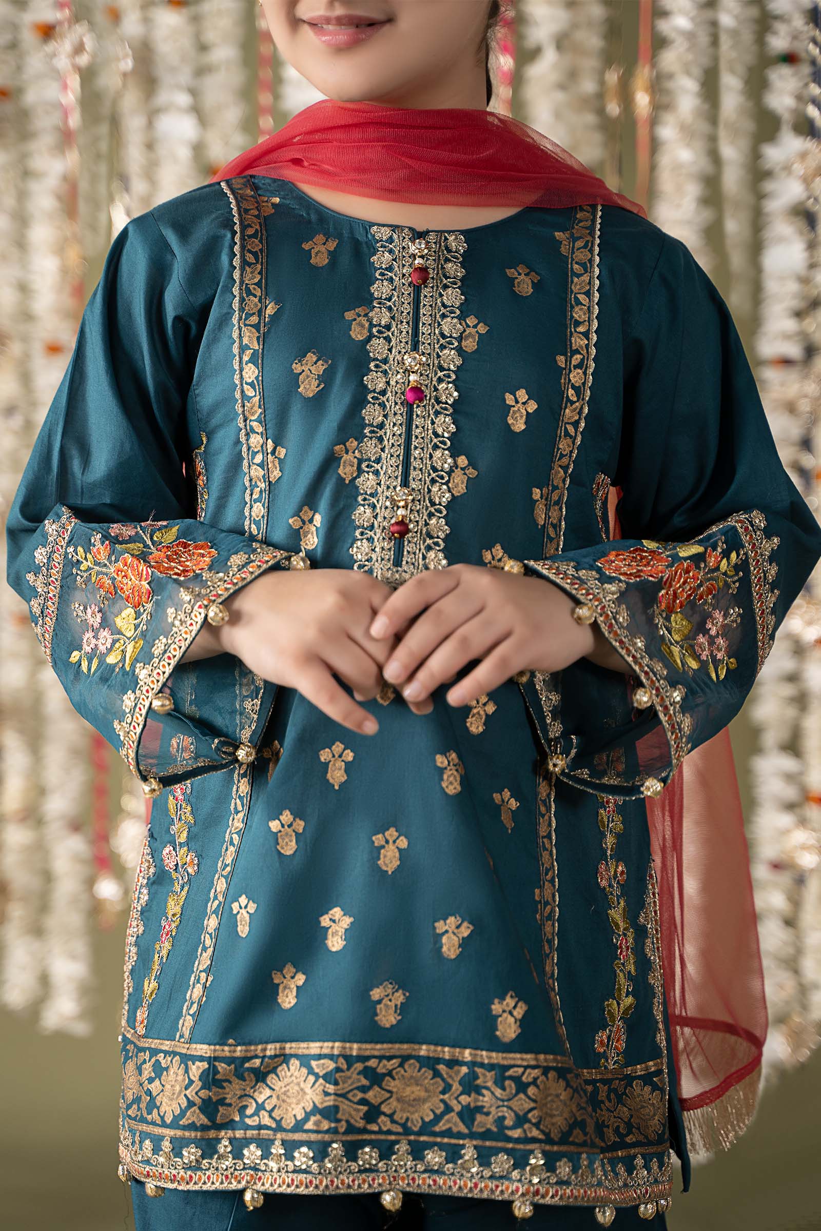 3 Piece Embroidered Lawn Suit - Image 6