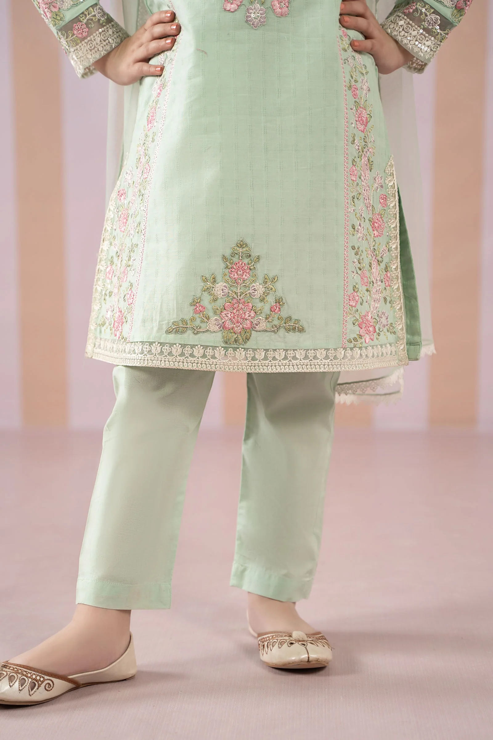 3 Piece Embroidered Dobby Lawn Suit - Image 4