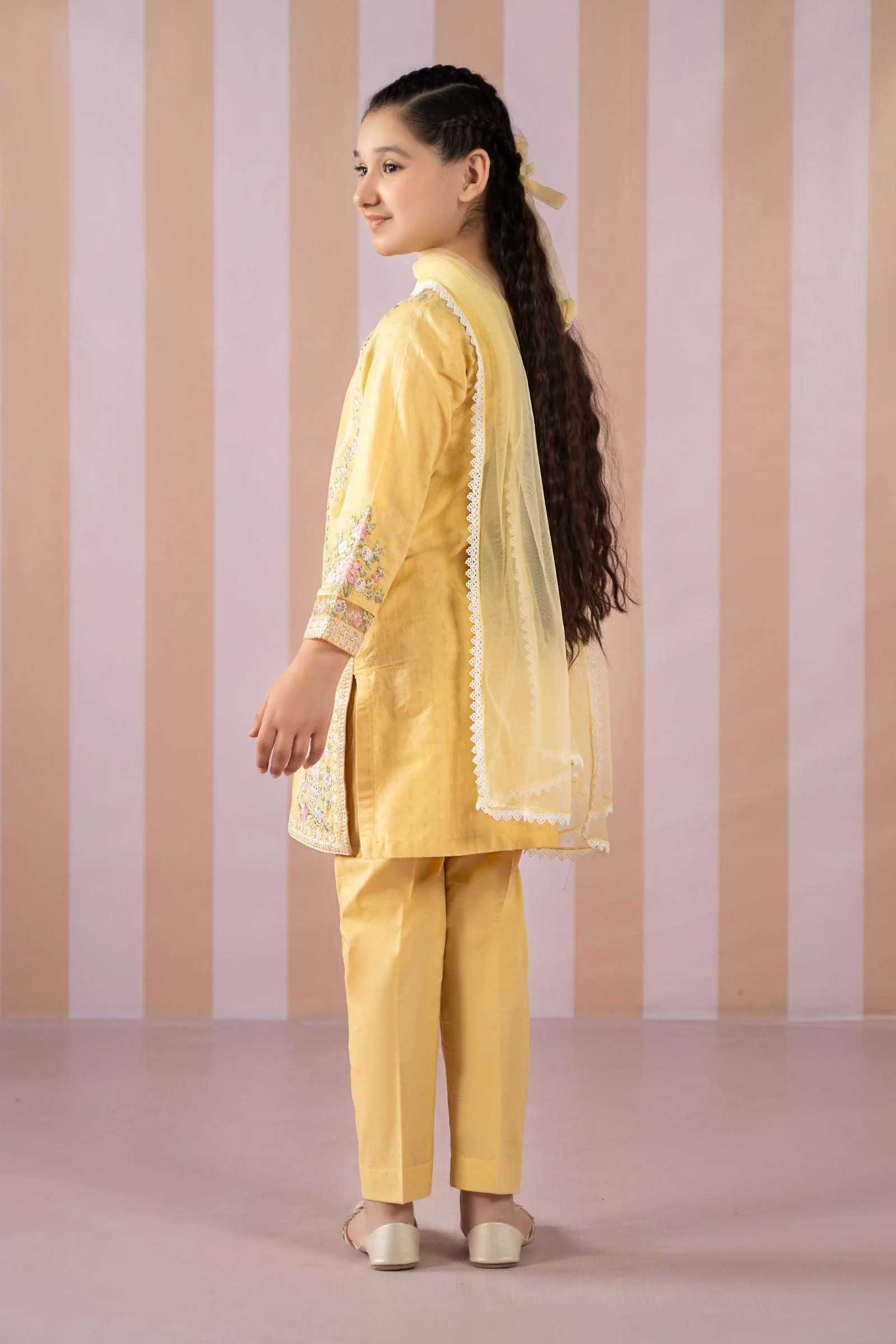 3 Piece Embroidered Dobby Lawn Suit - Image 6