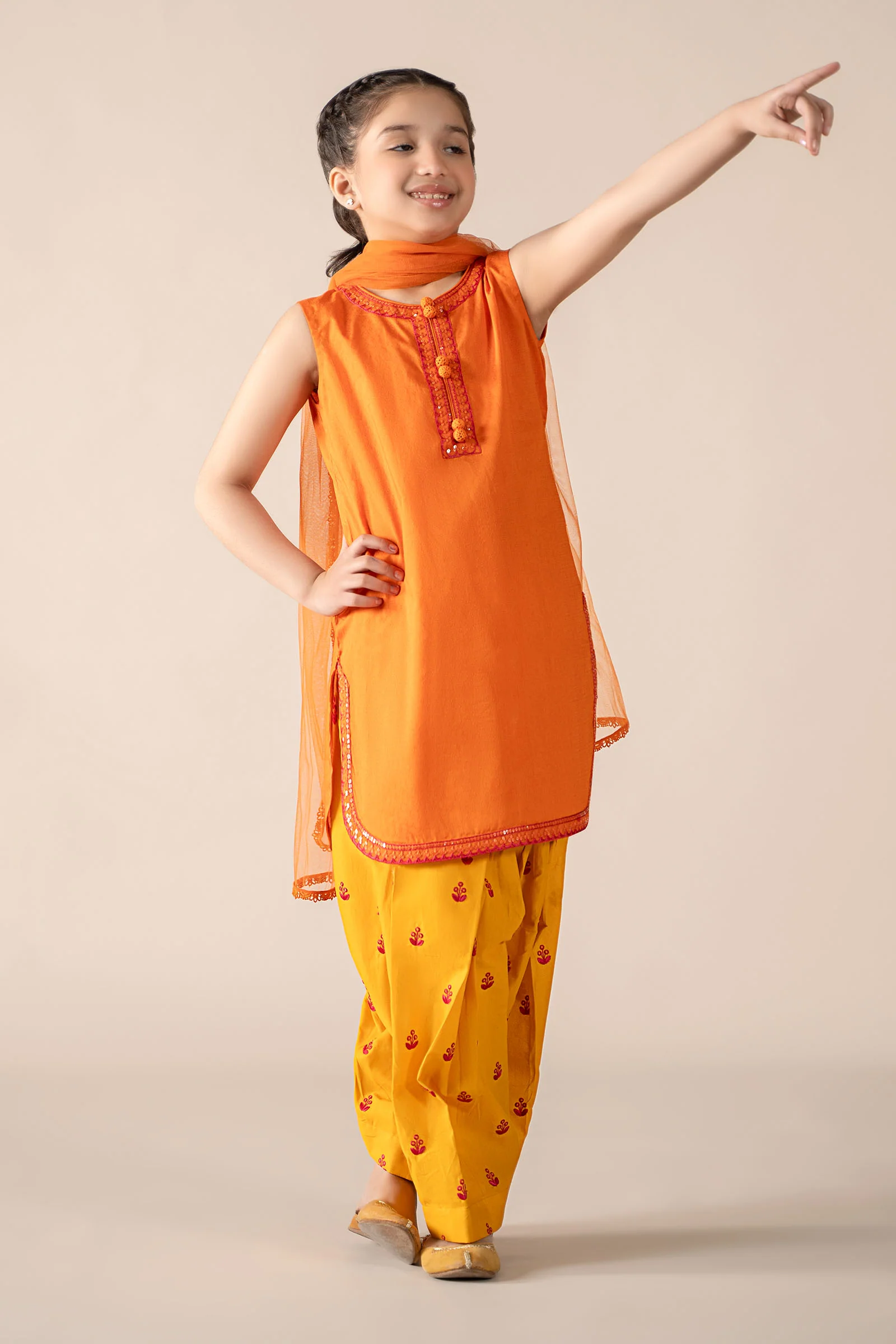 3 Piece Embroidered Dobby Lawn Suit - Image 6