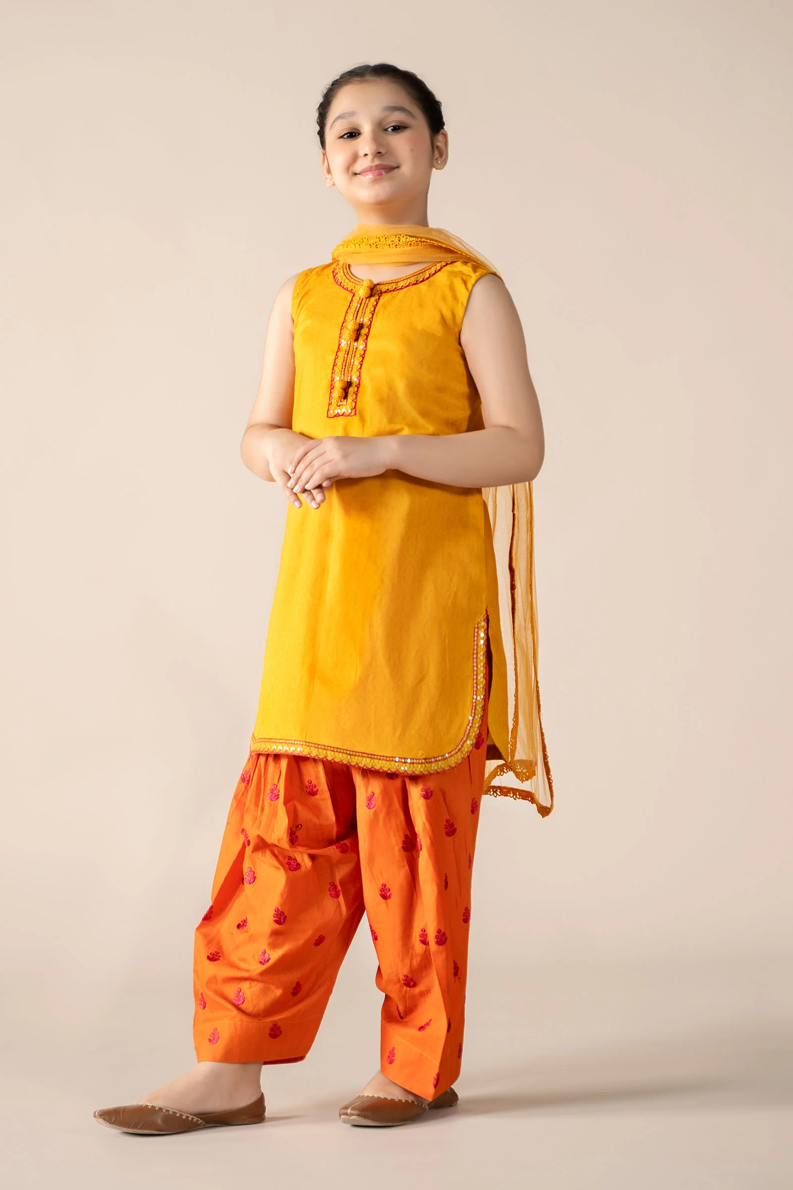 3 Piece Embroidered Dobby Lawn Suit - Image 2