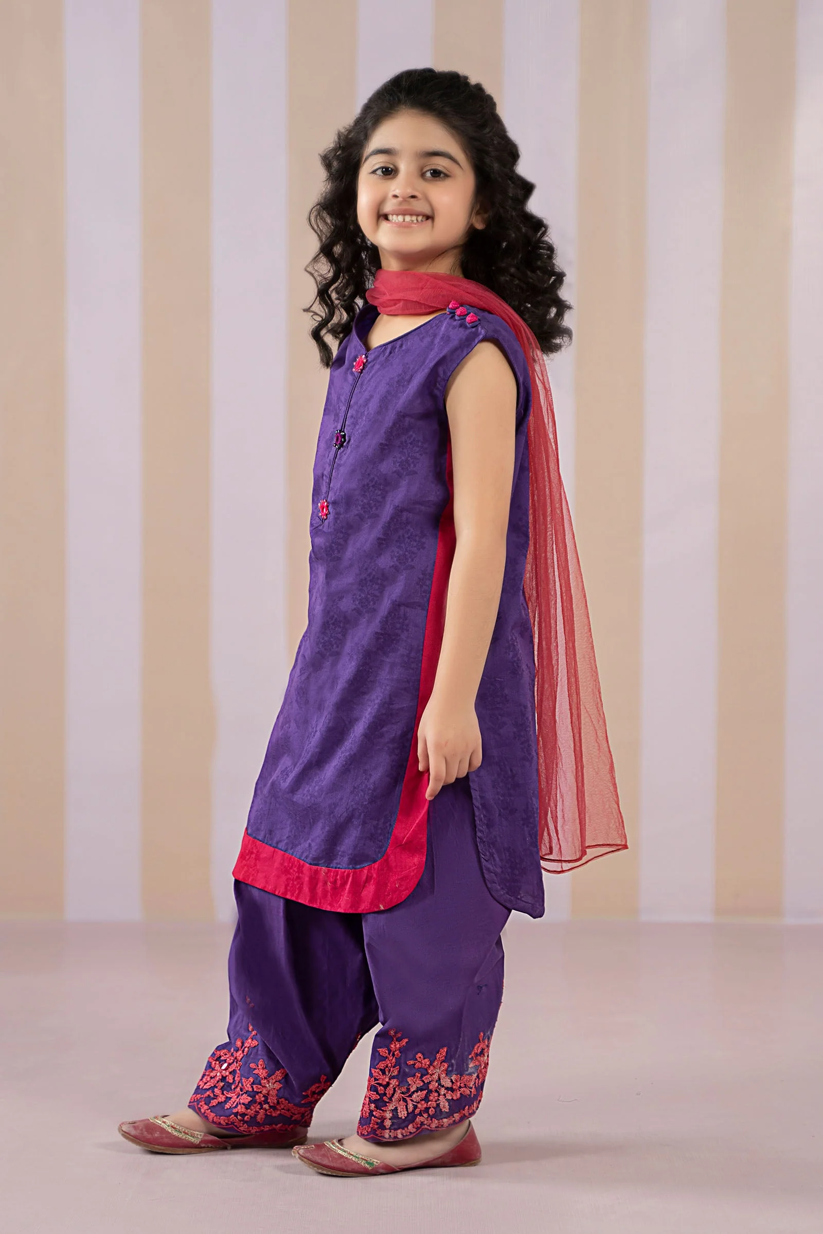 3 Piece Dyed Dobby Jacquard Suit - Image 3