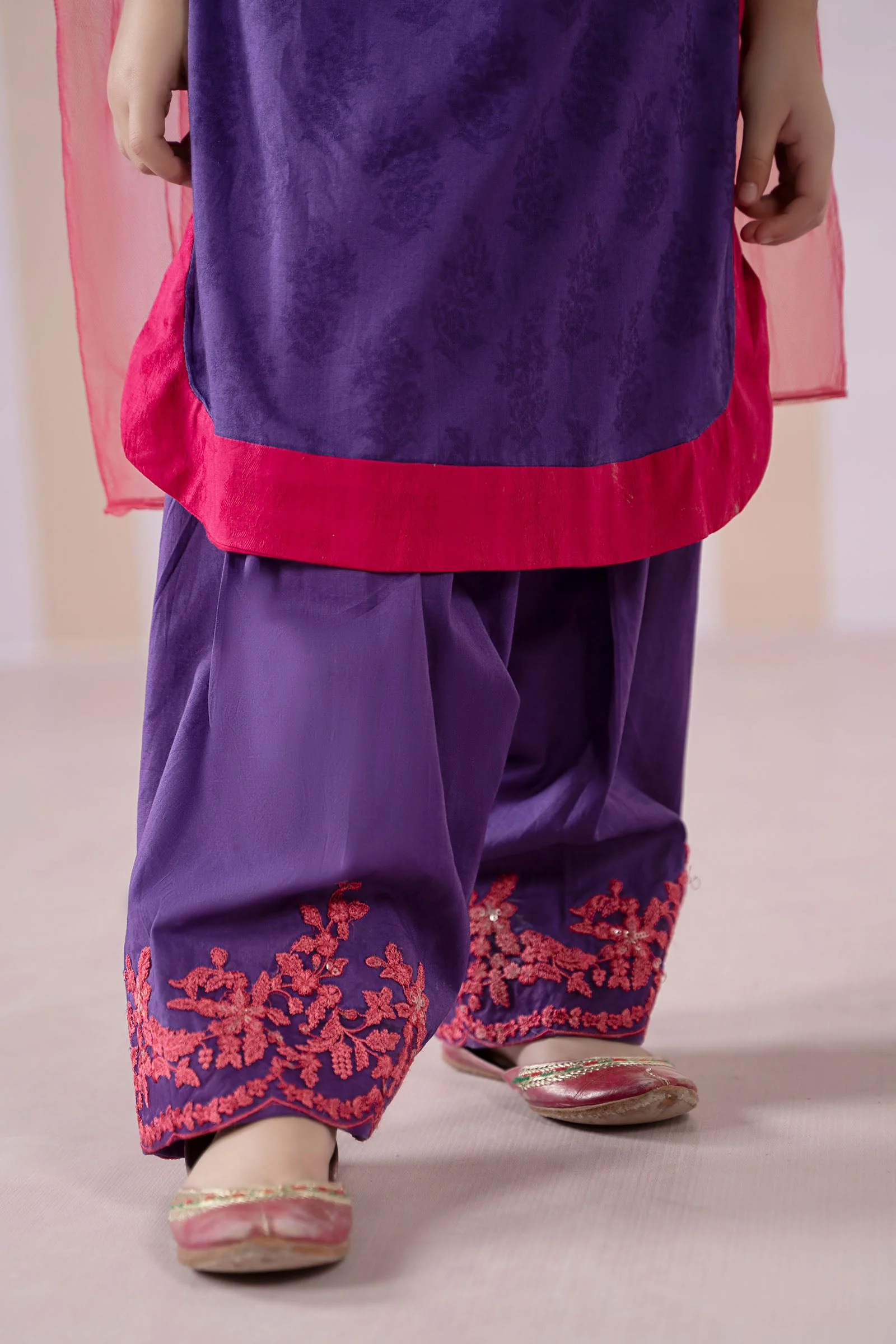 3 Piece Dyed Dobby Jacquard Suit - Image 4