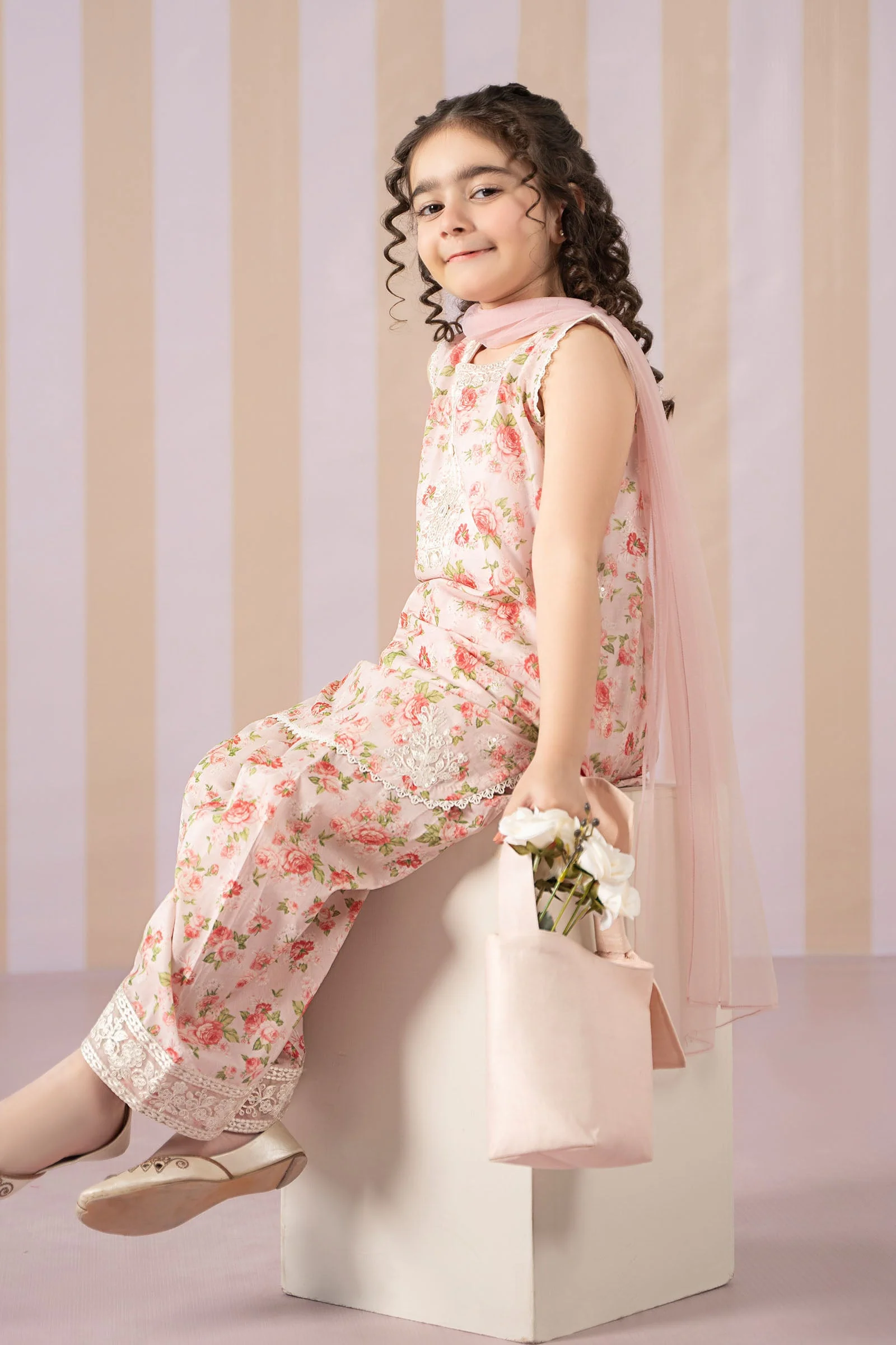 3 Piece Printed Lawn Suit - Image 8