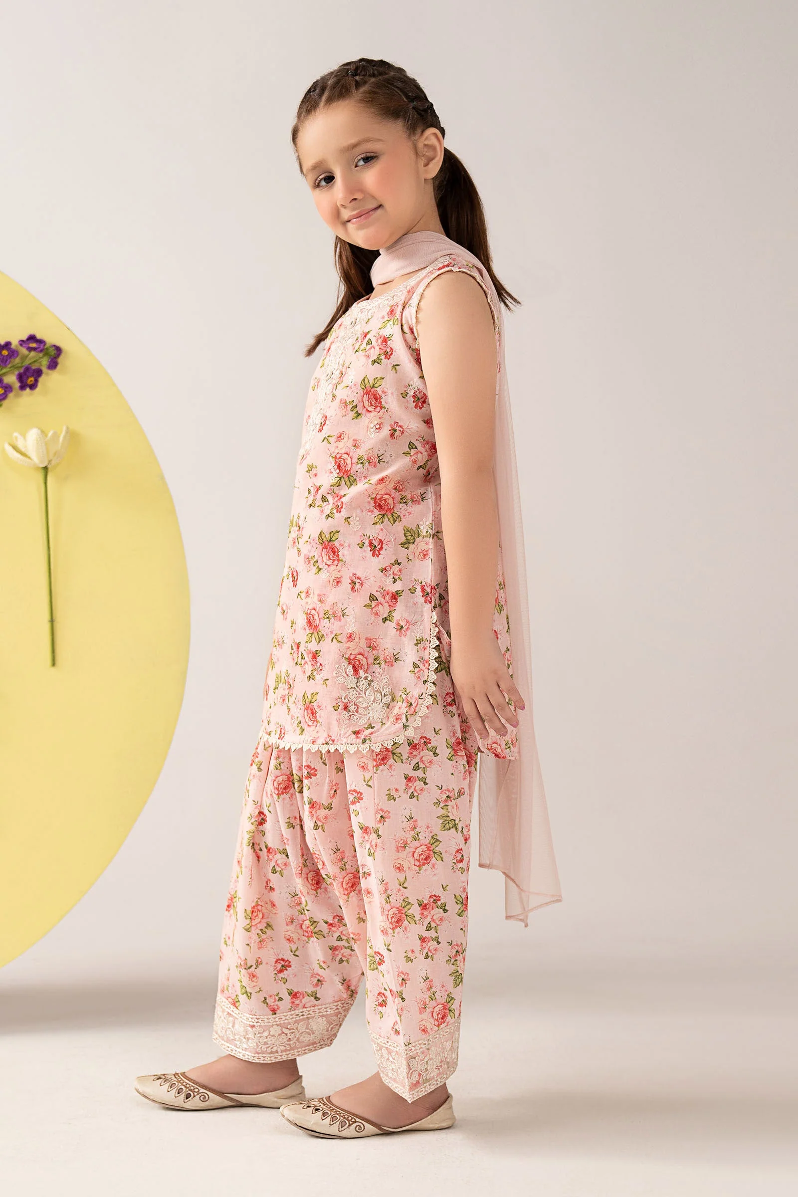 3 Piece Printed Lawn Suit - Image 6
