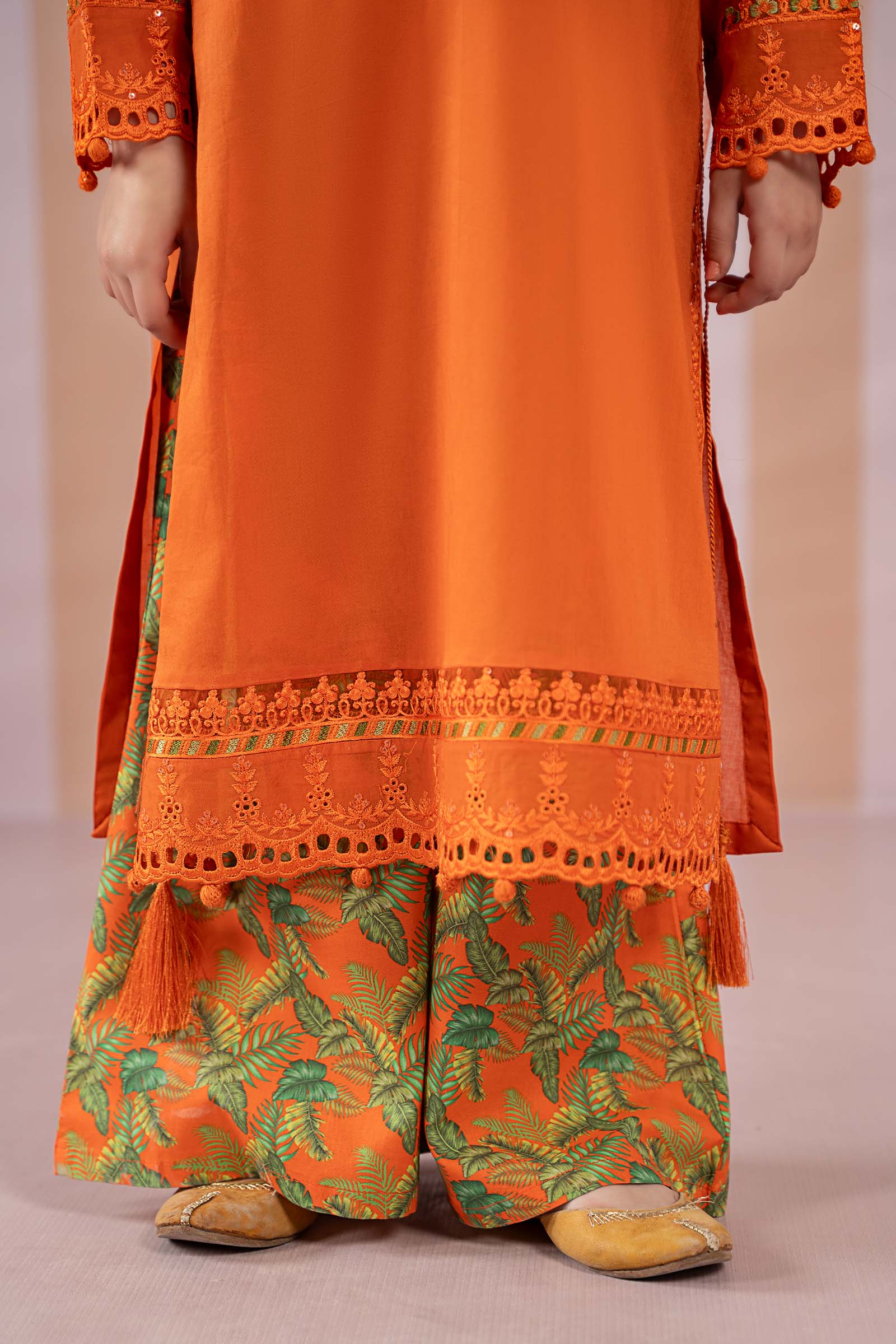 3 Piece Printed Lawn Suit - Image 4