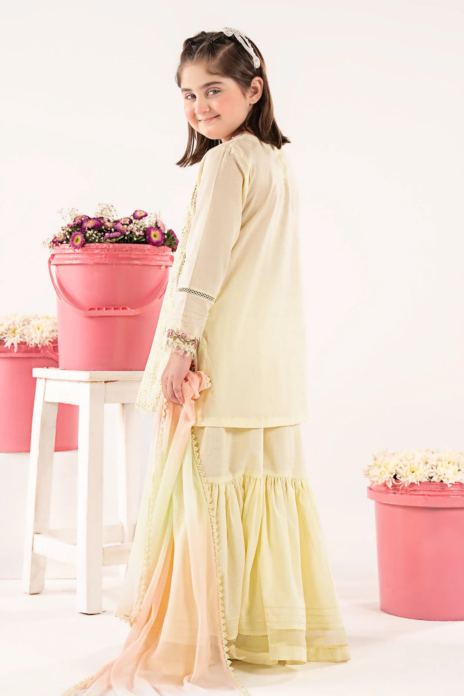 3 Piece Embroidered Lawn Suit - Image 7