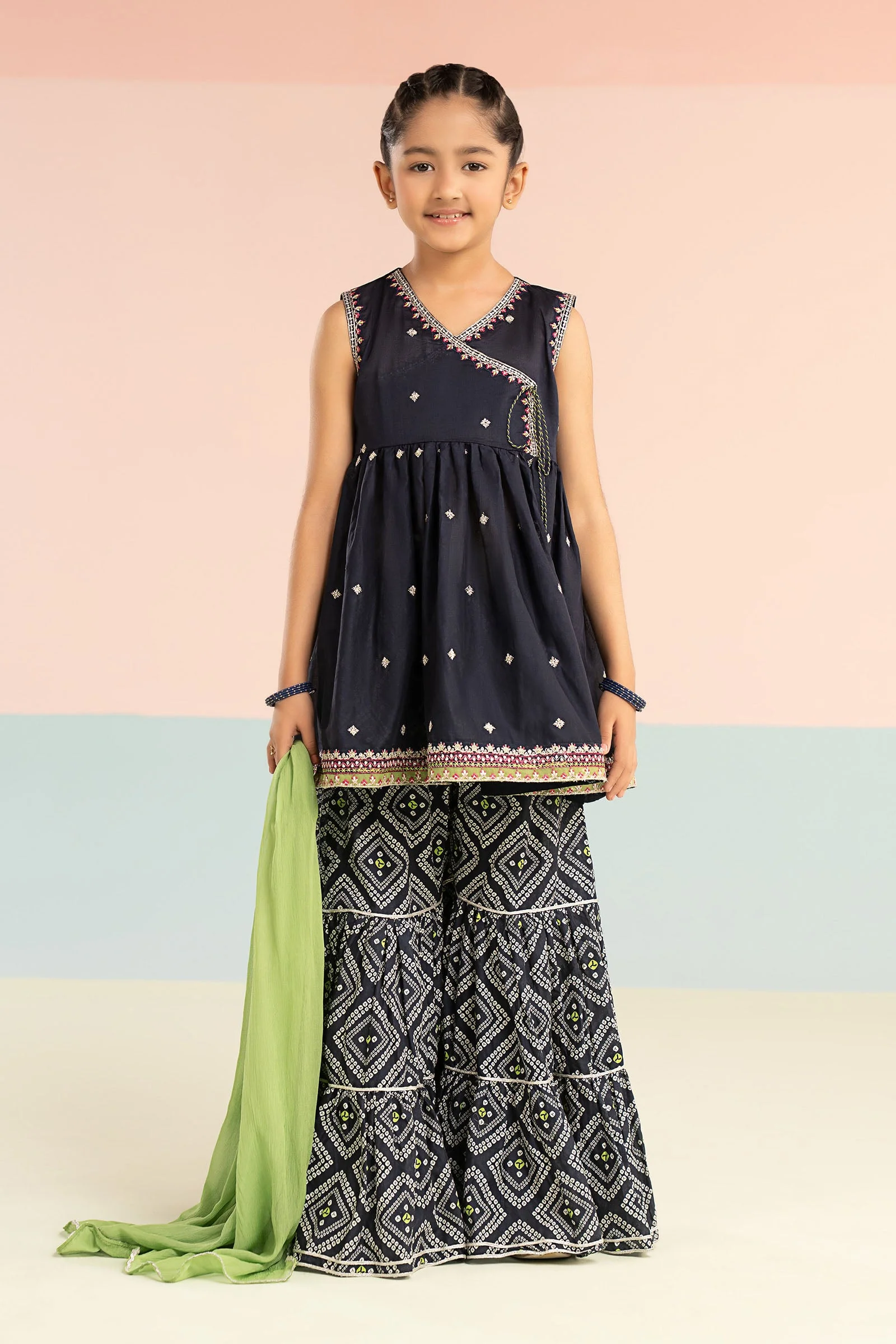 3 Piece Embroidered Lawn Suit - Image 2