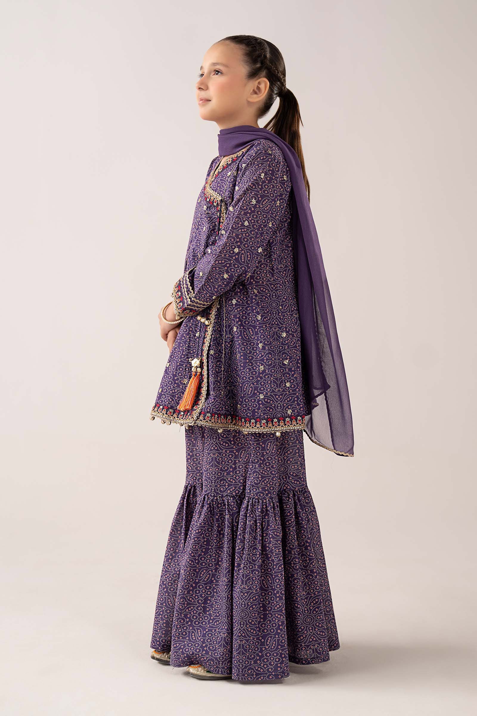 3 Piece Embroidered Lawn Suit - Image 6