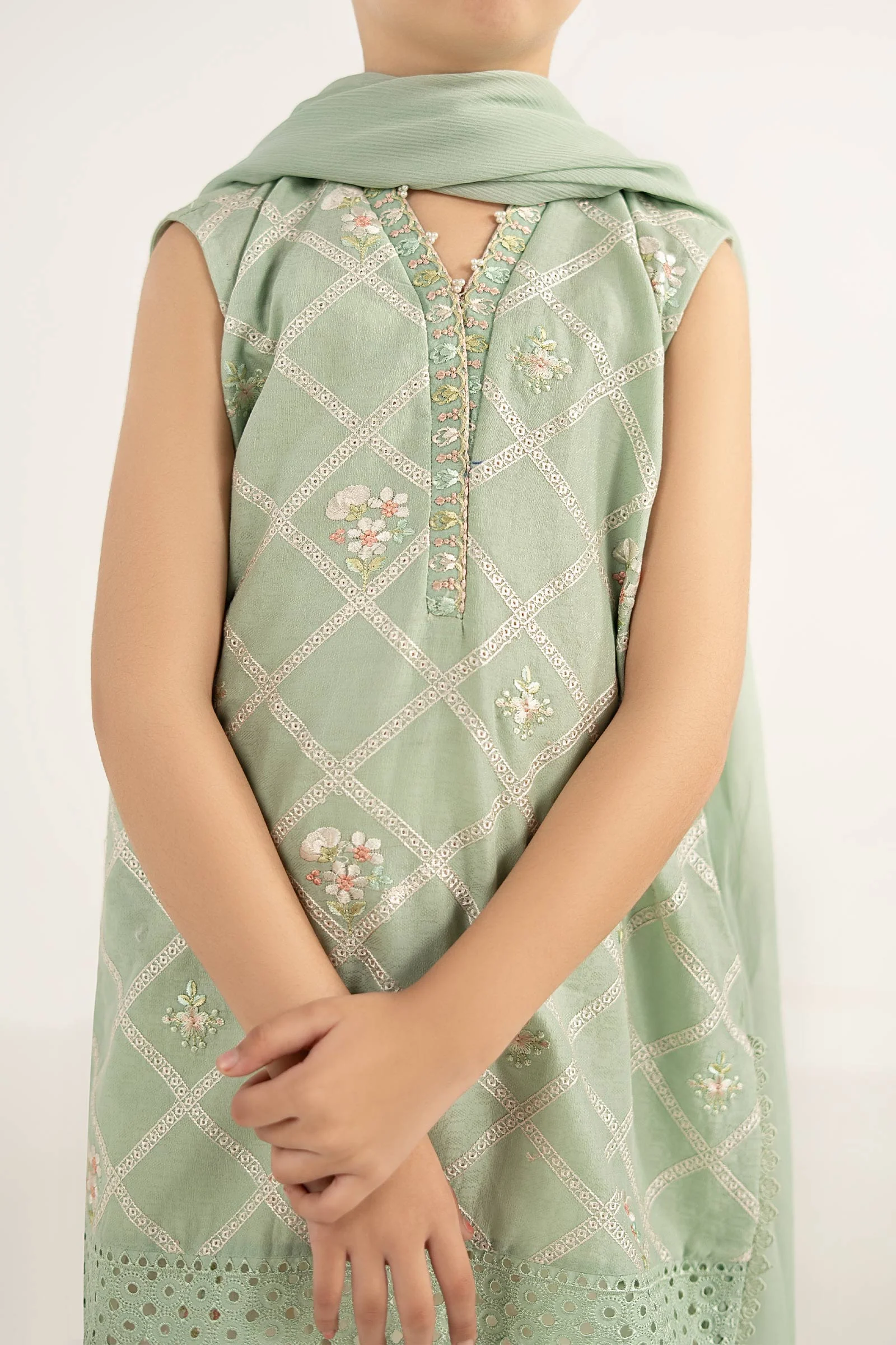 3 Piece Embroidered Dobby Lawn Suit - Image 4