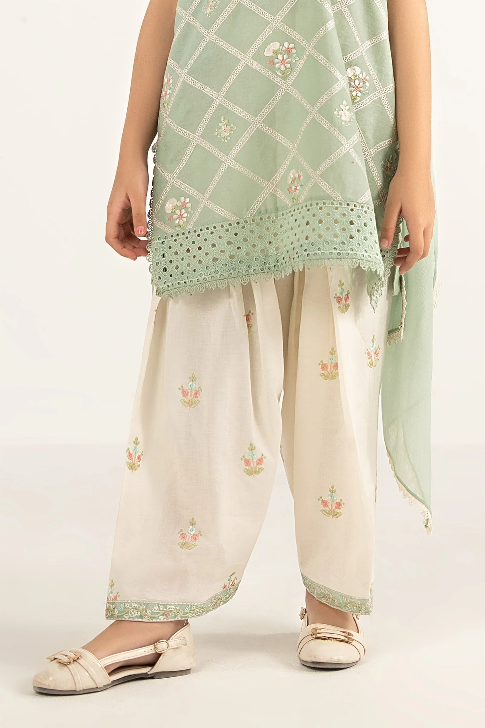 3 Piece Embroidered Dobby Lawn Suit - Image 5