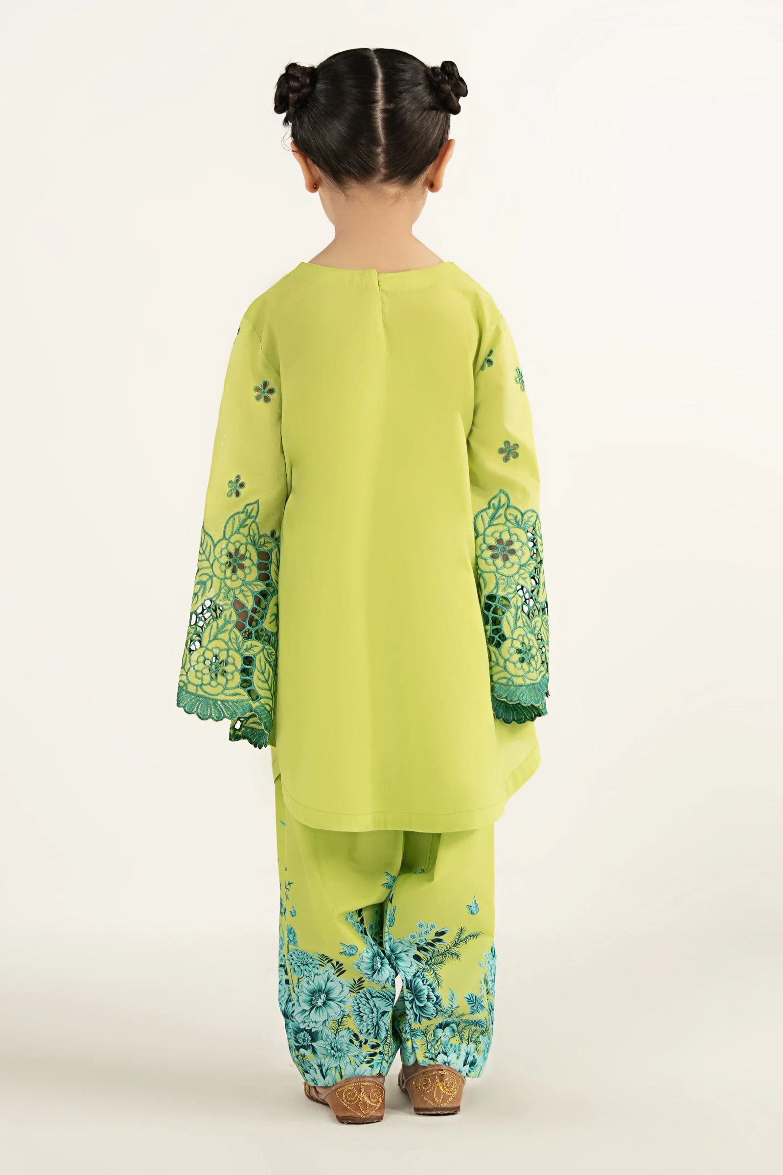 2 Piece Embroidered Lawn Suit - Image 8
