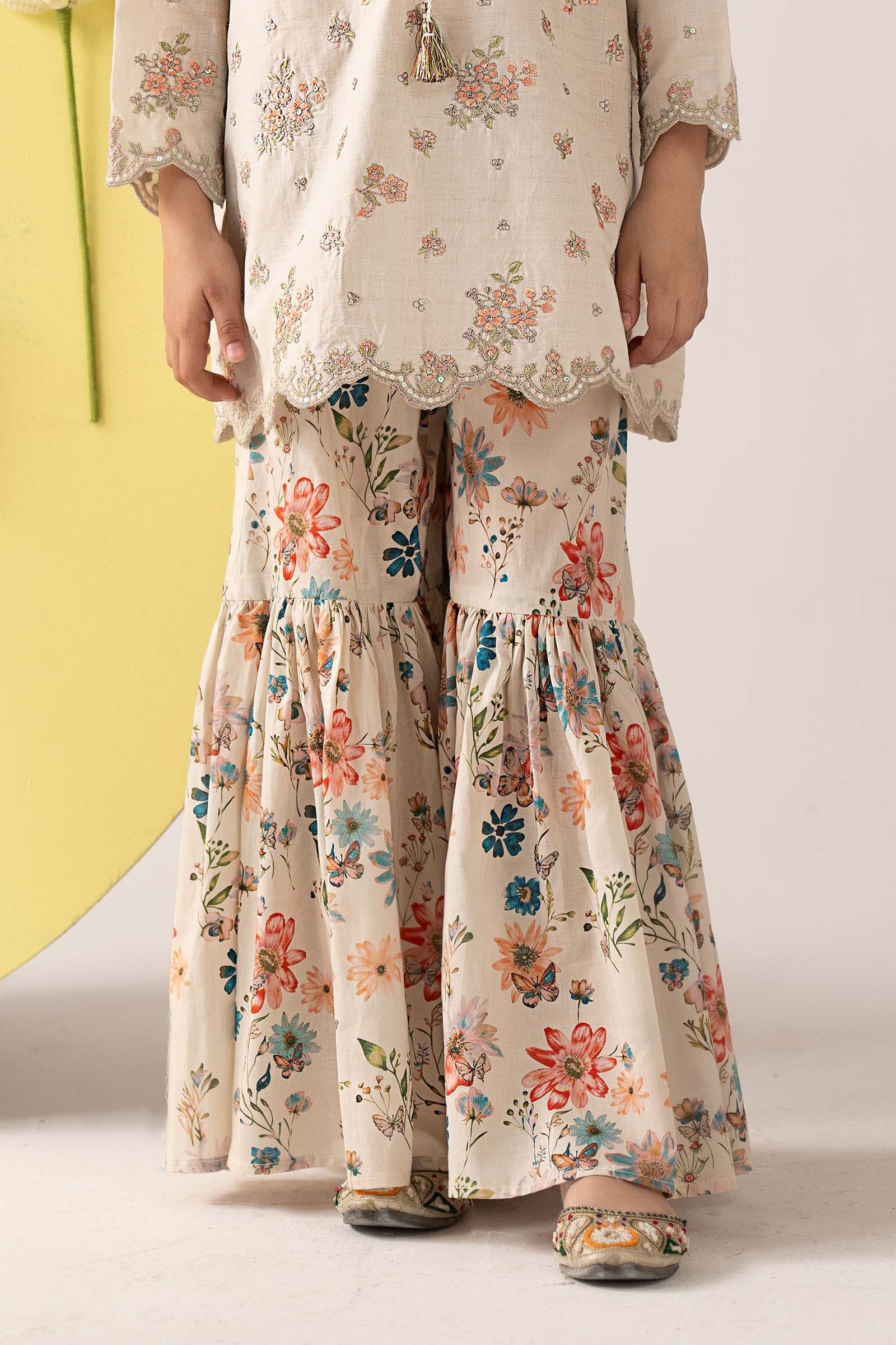 2 Piece Embroidered Dobby Lawn Suit - Image 4