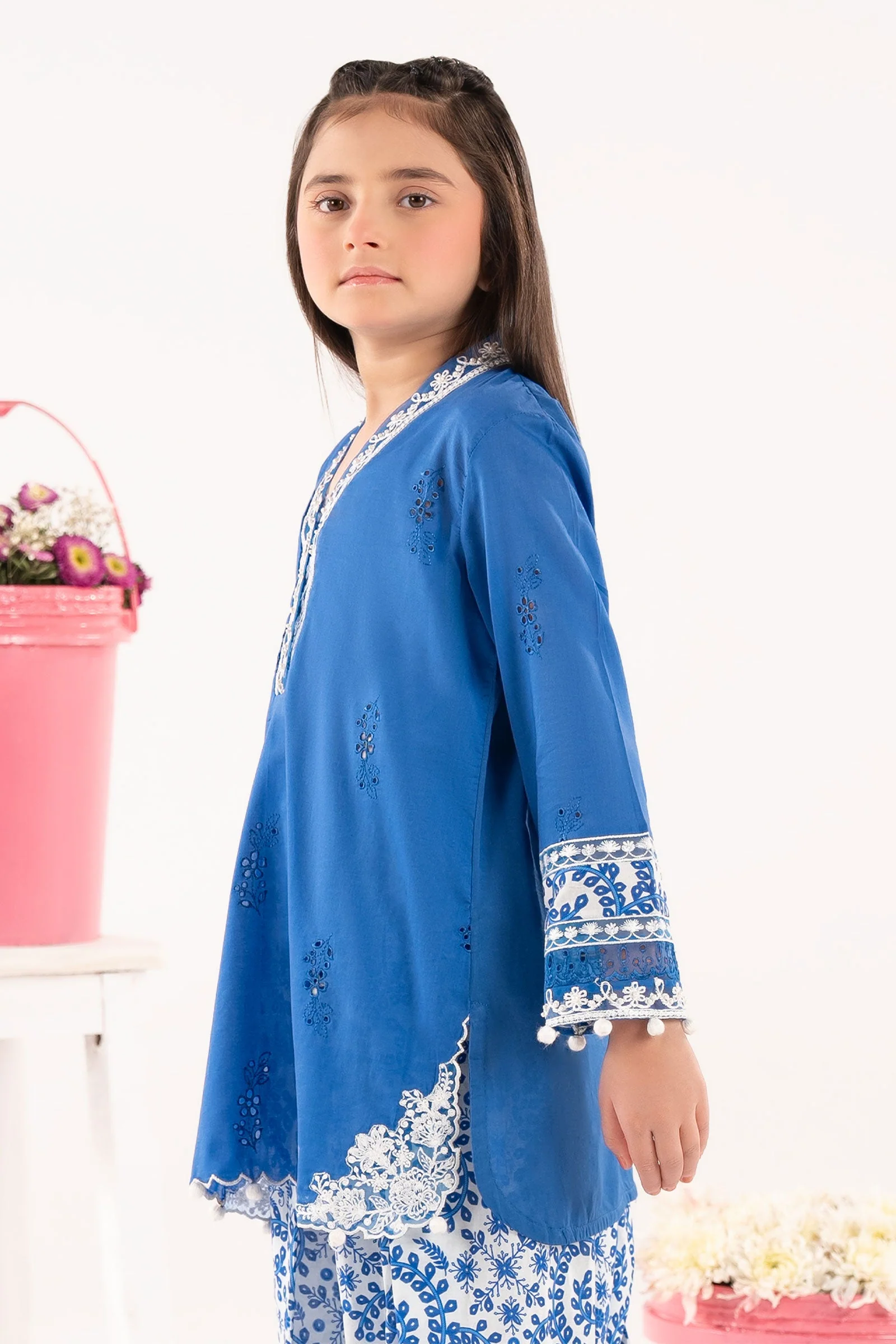 2 Piece Embroidered Lawn Suit - Image 3