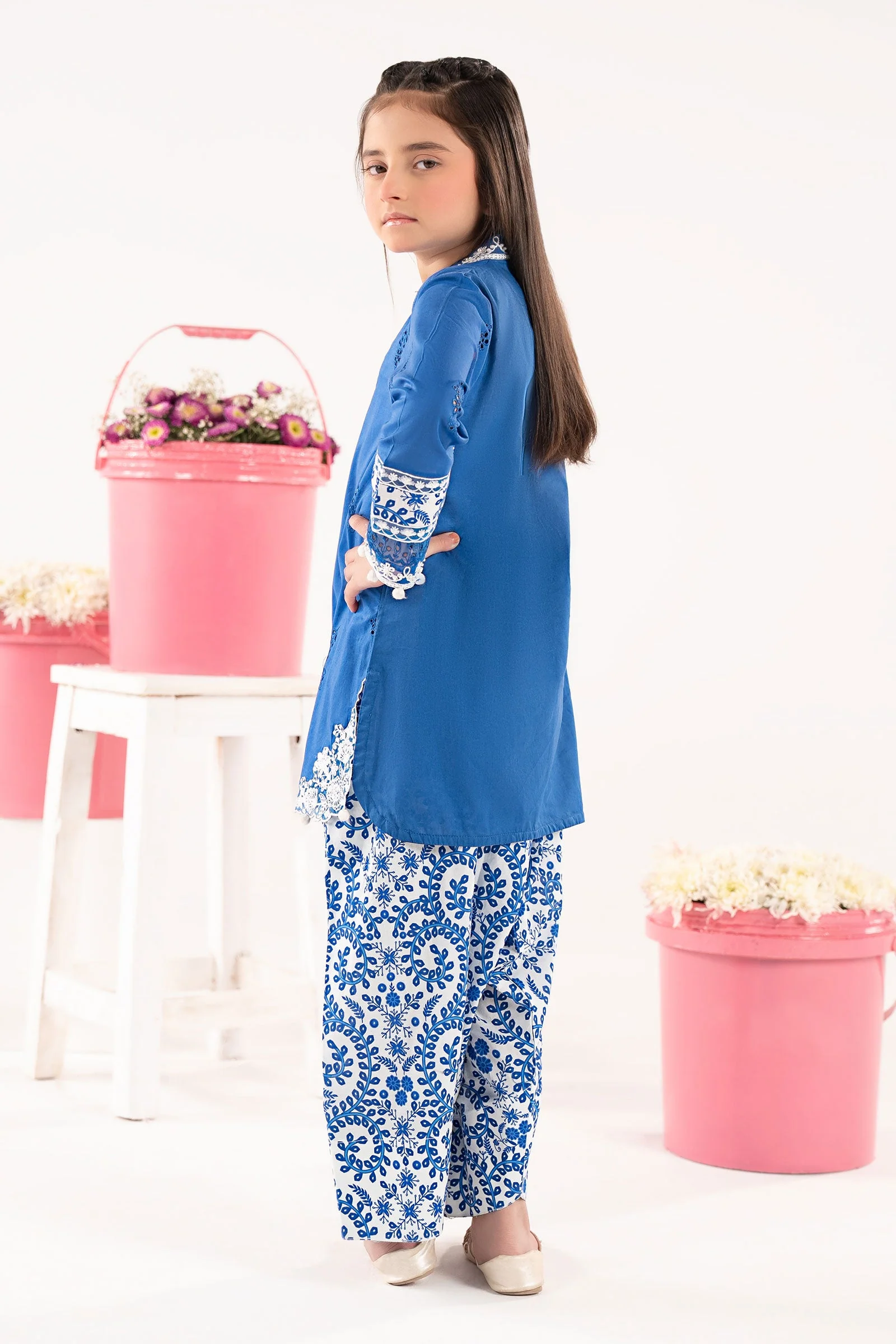 2 Piece Embroidered Lawn Suit - Image 7