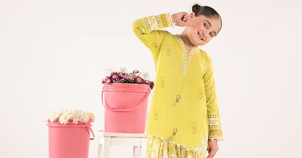 2 Piece Embroidered Lawn Suit - Image 9