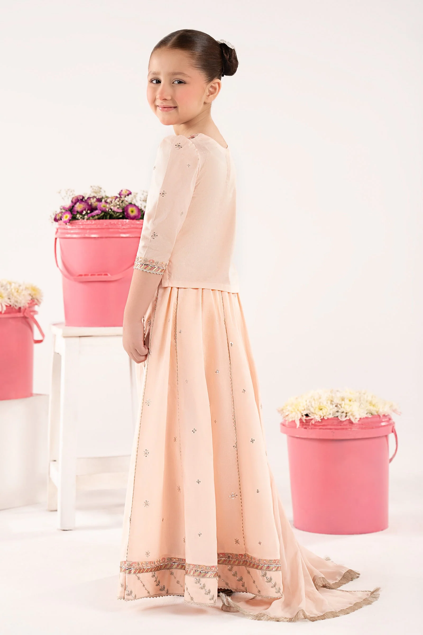 3 Piece Embroidered Dobby Lawn Suit - Image 6