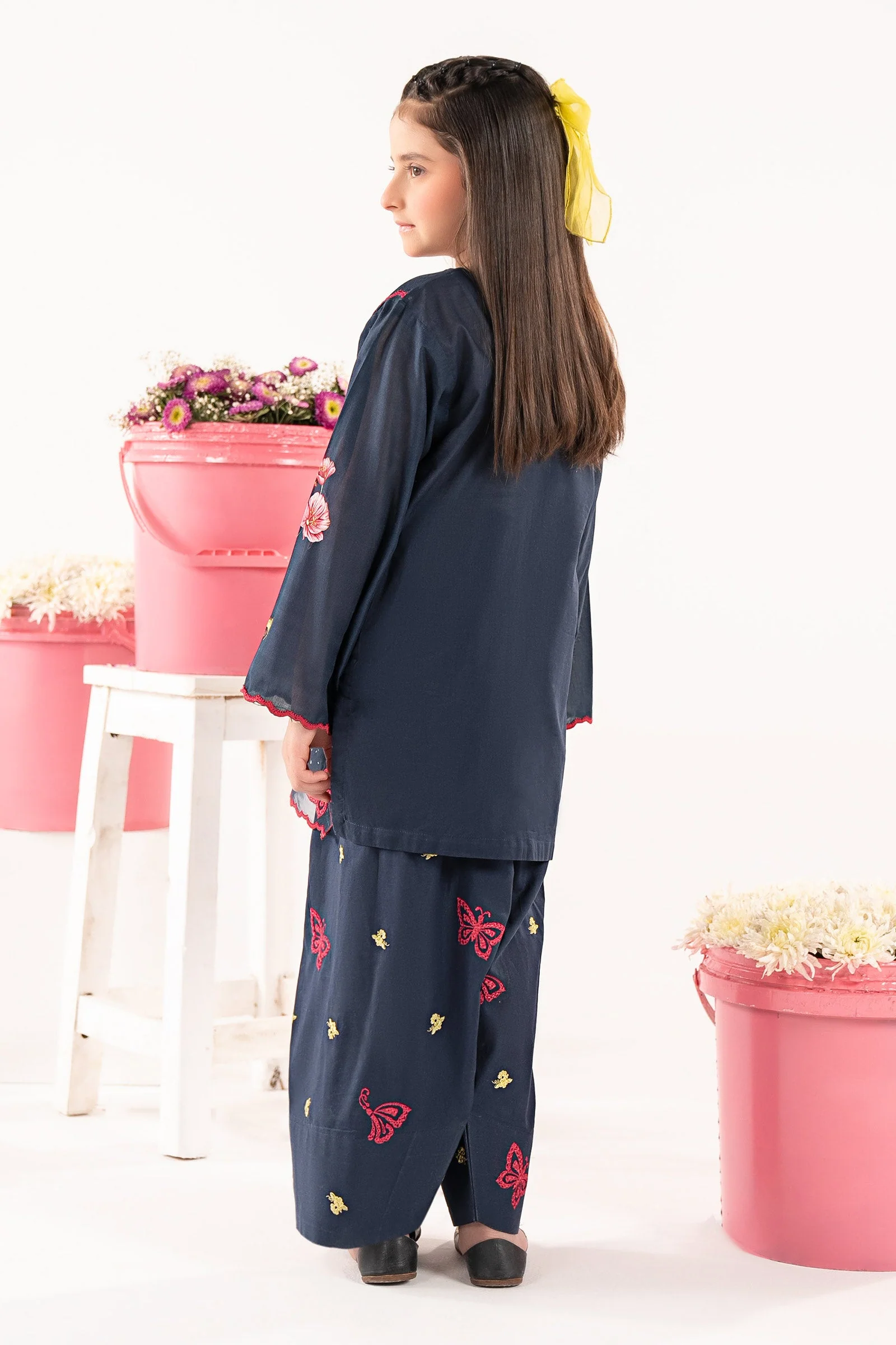 2 Piece Embroidered Lawn Suit - Image 5