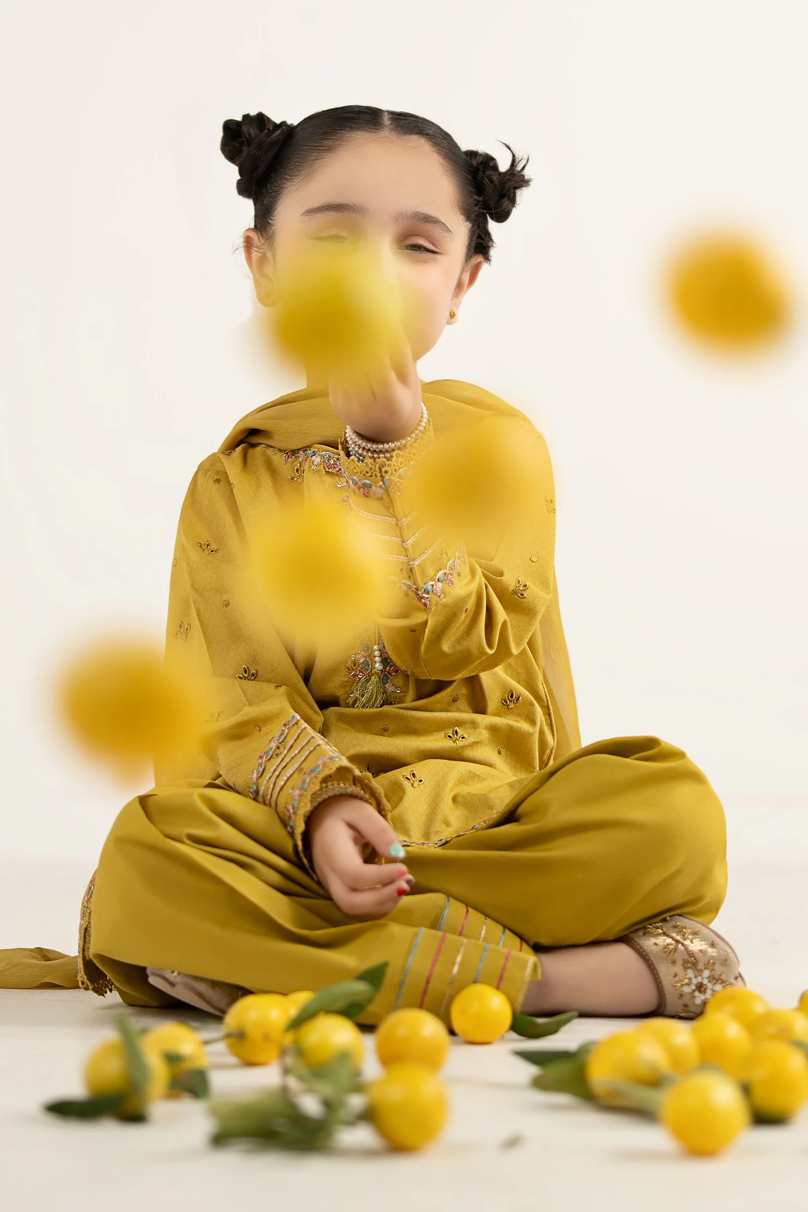 3 Piece Embroidered Dobby Lawn Suit - Image 4